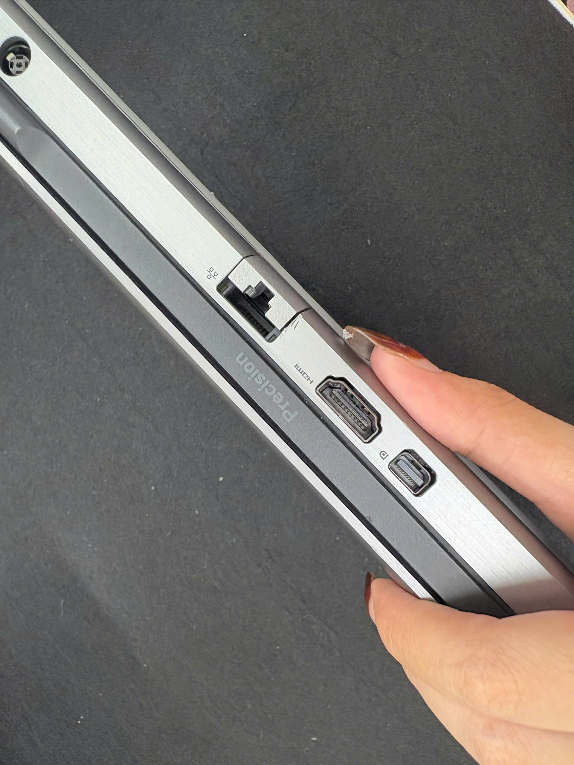 Dell Precision 7560