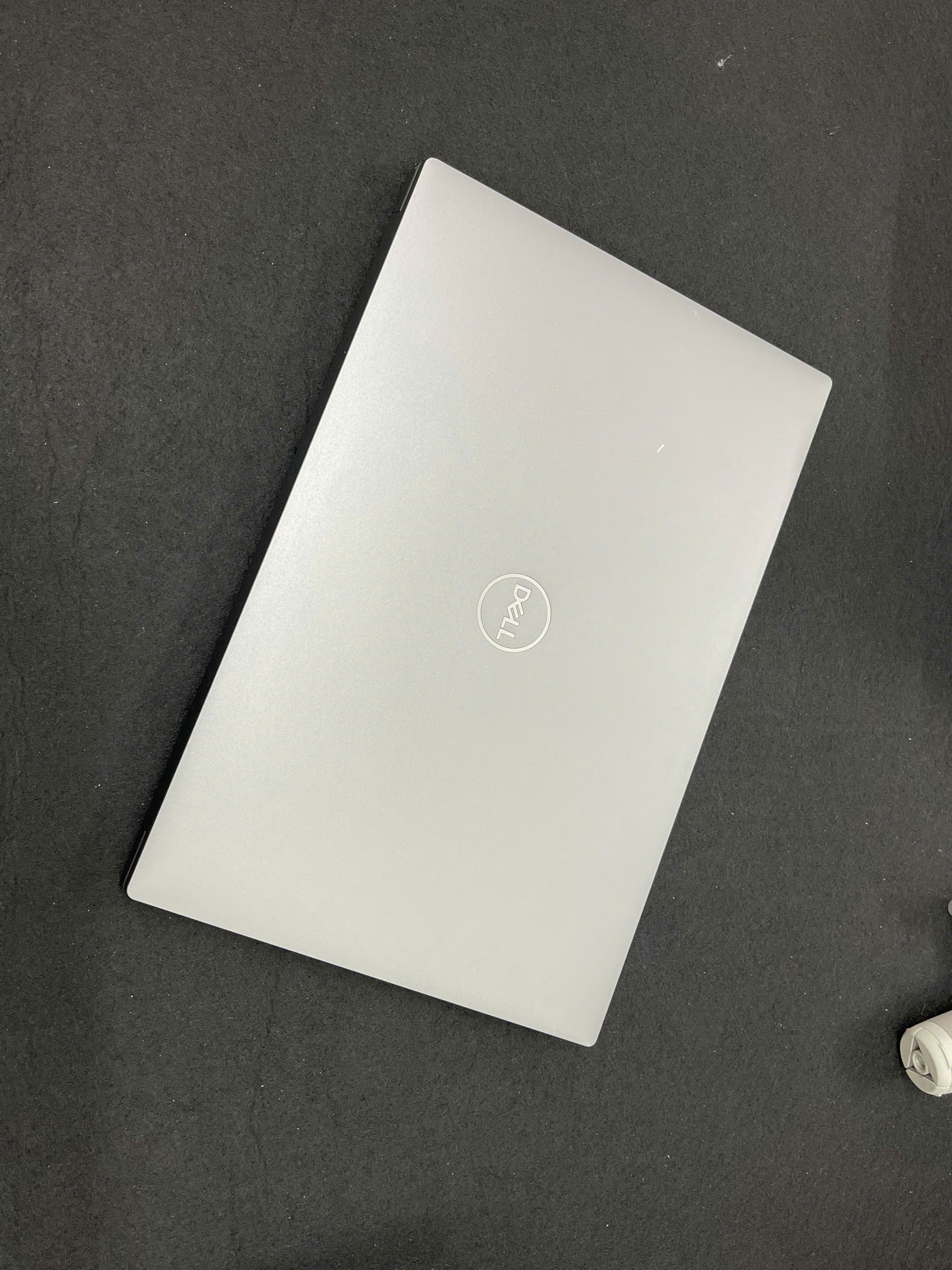 Dell Precision 5570