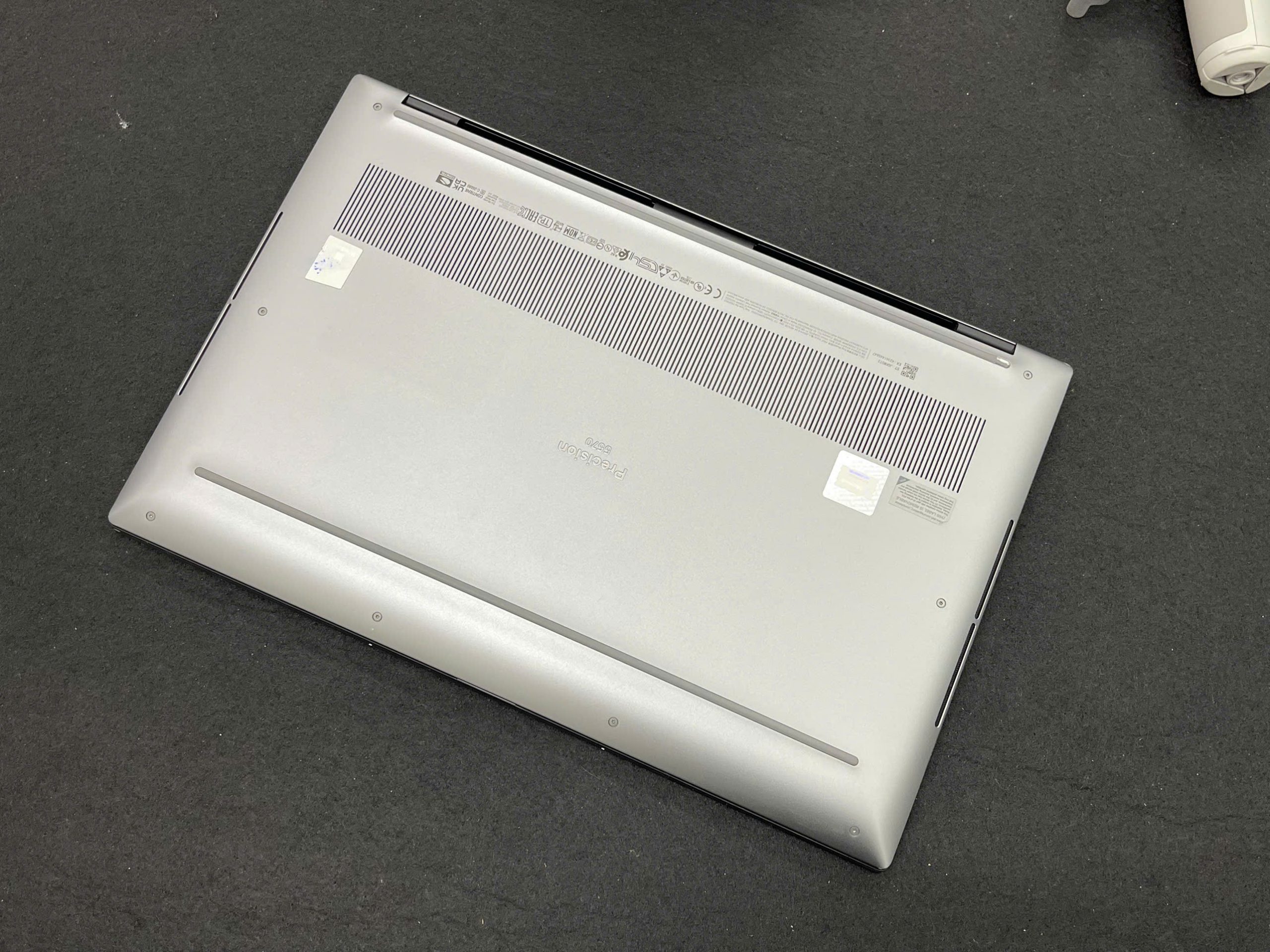 Dell Precision 5570