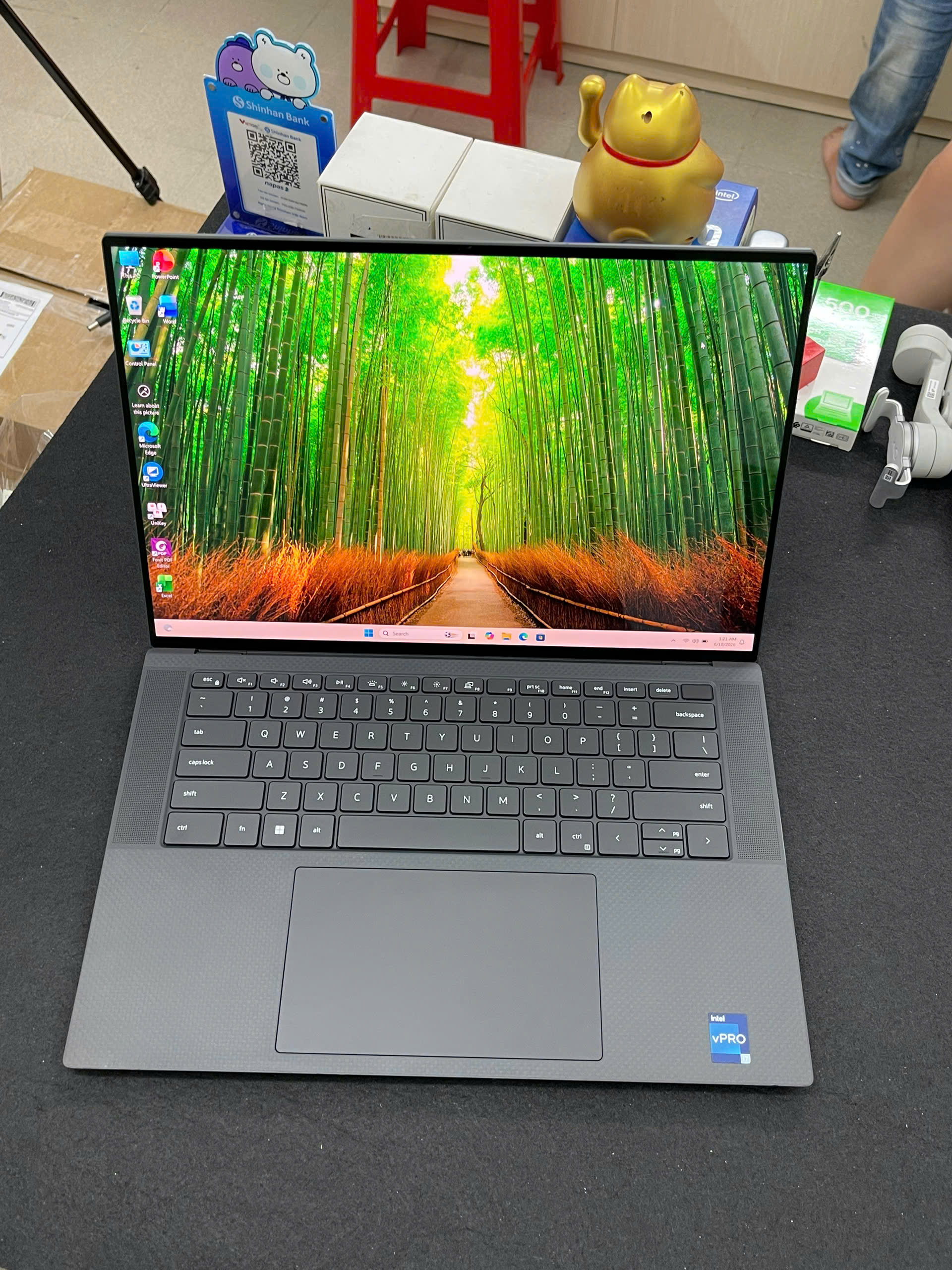 Dell Precision 5570