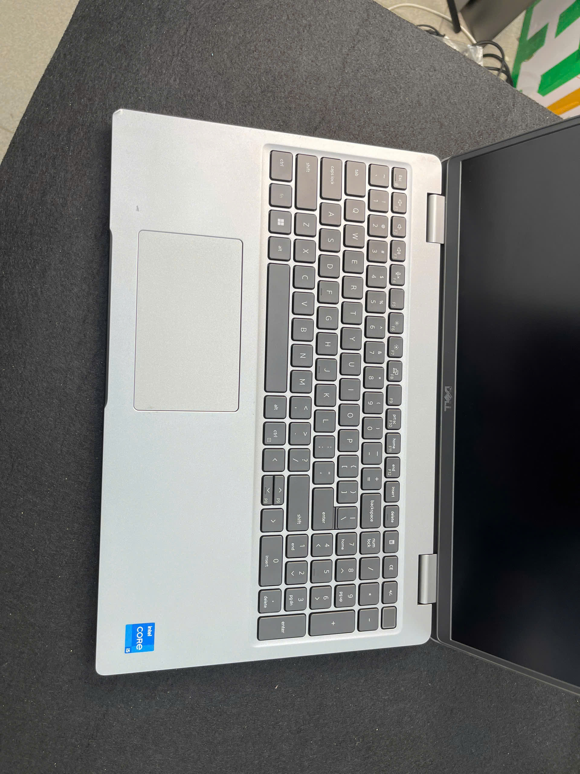 Dell Precision 3560