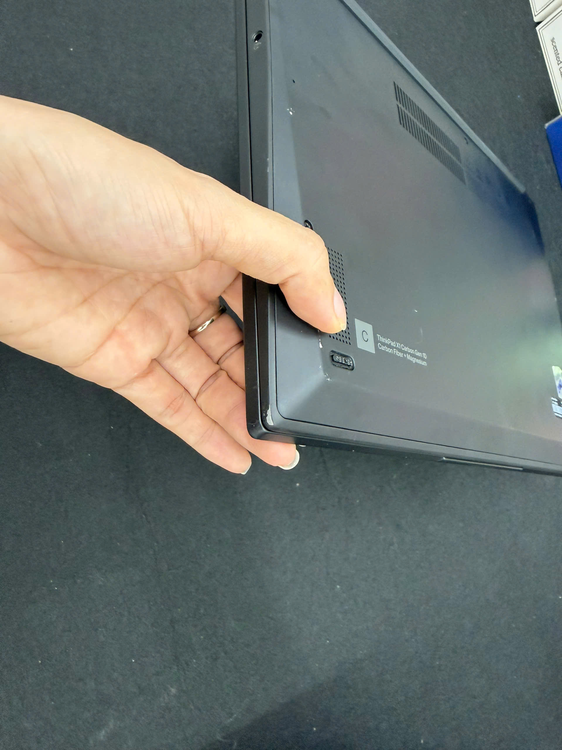 Thinkpad X1 Cacbon G10