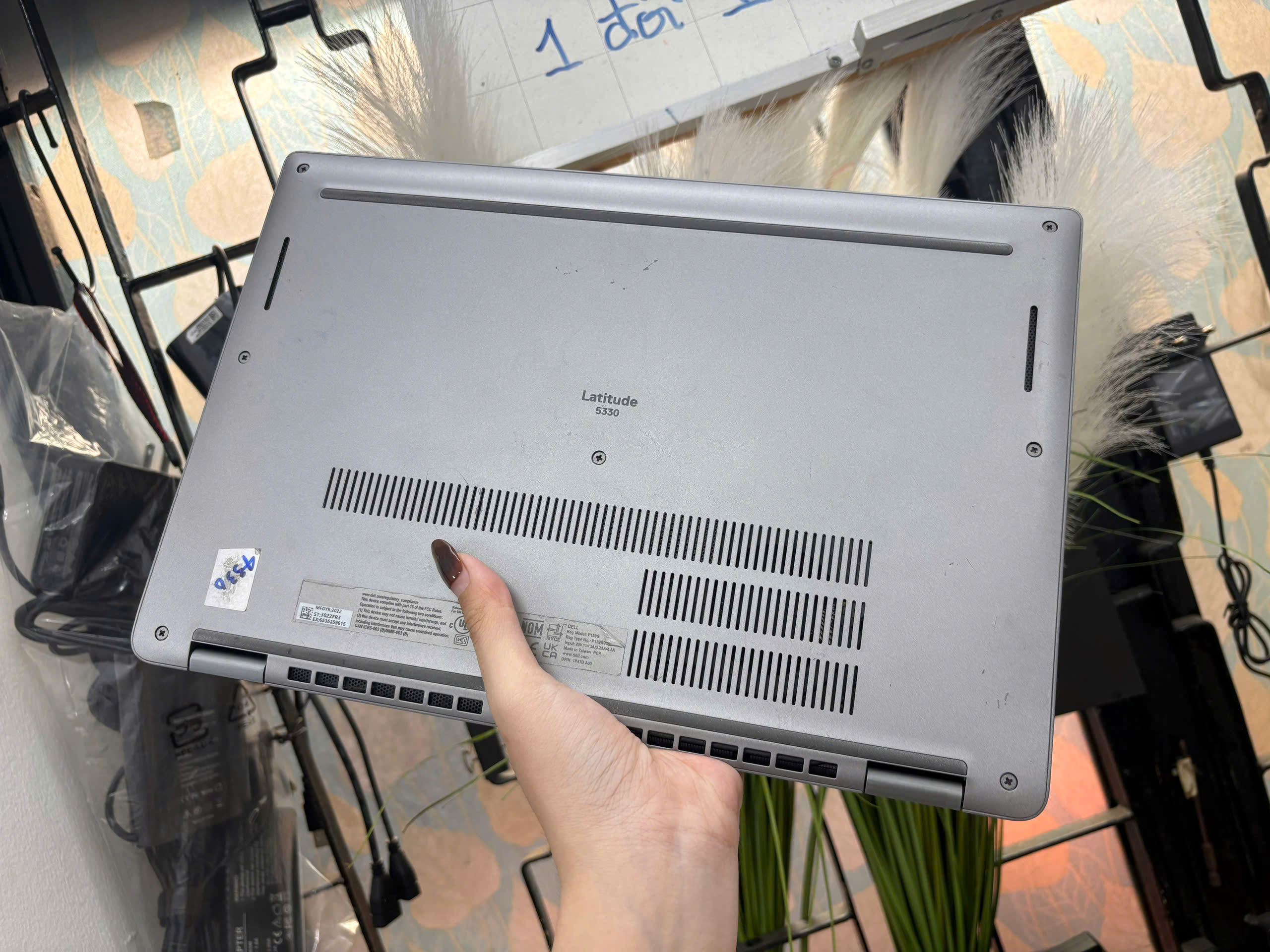 Dell Latitude 5330 2in1