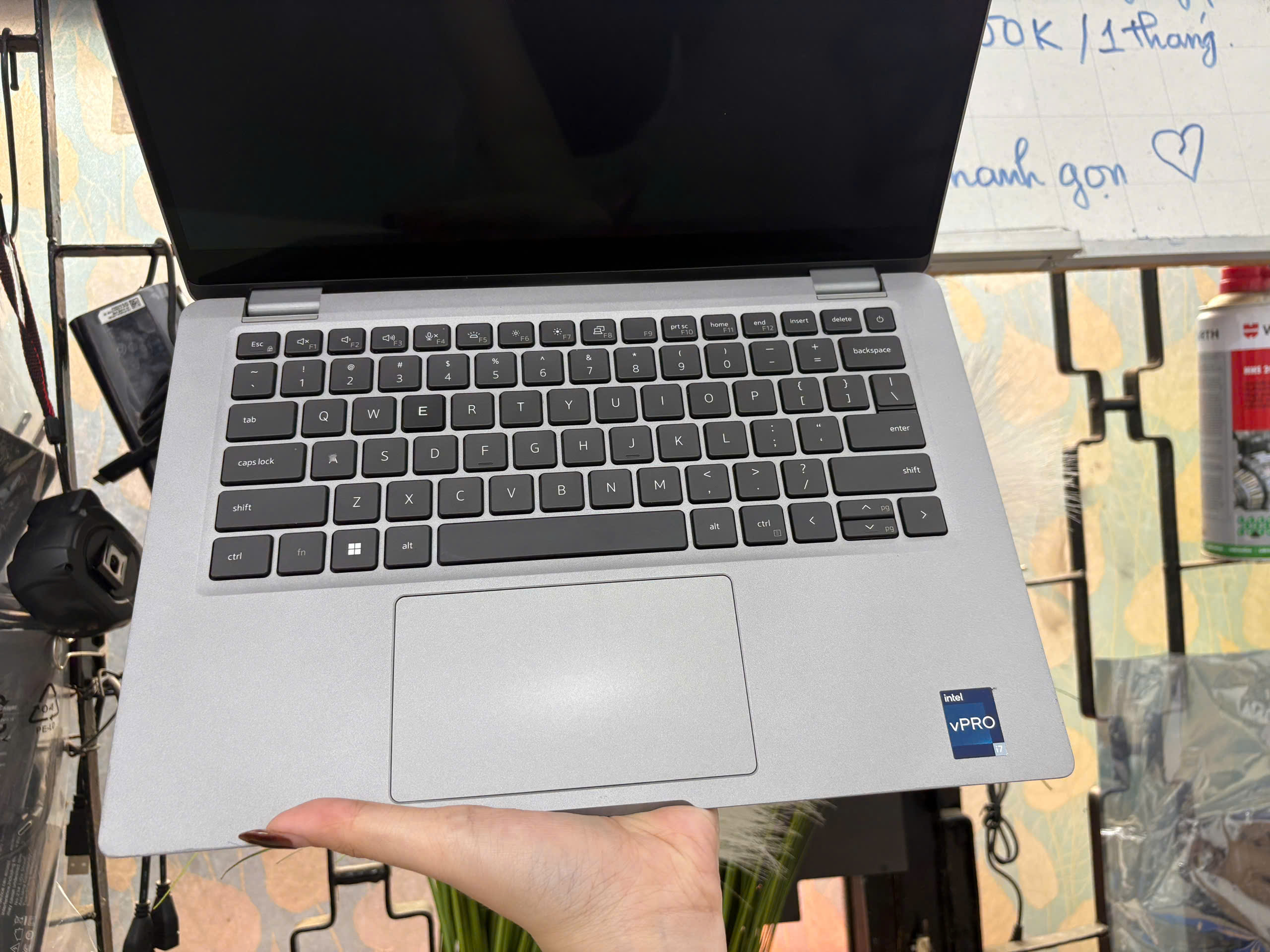 Dell Latitude 5330 2in1