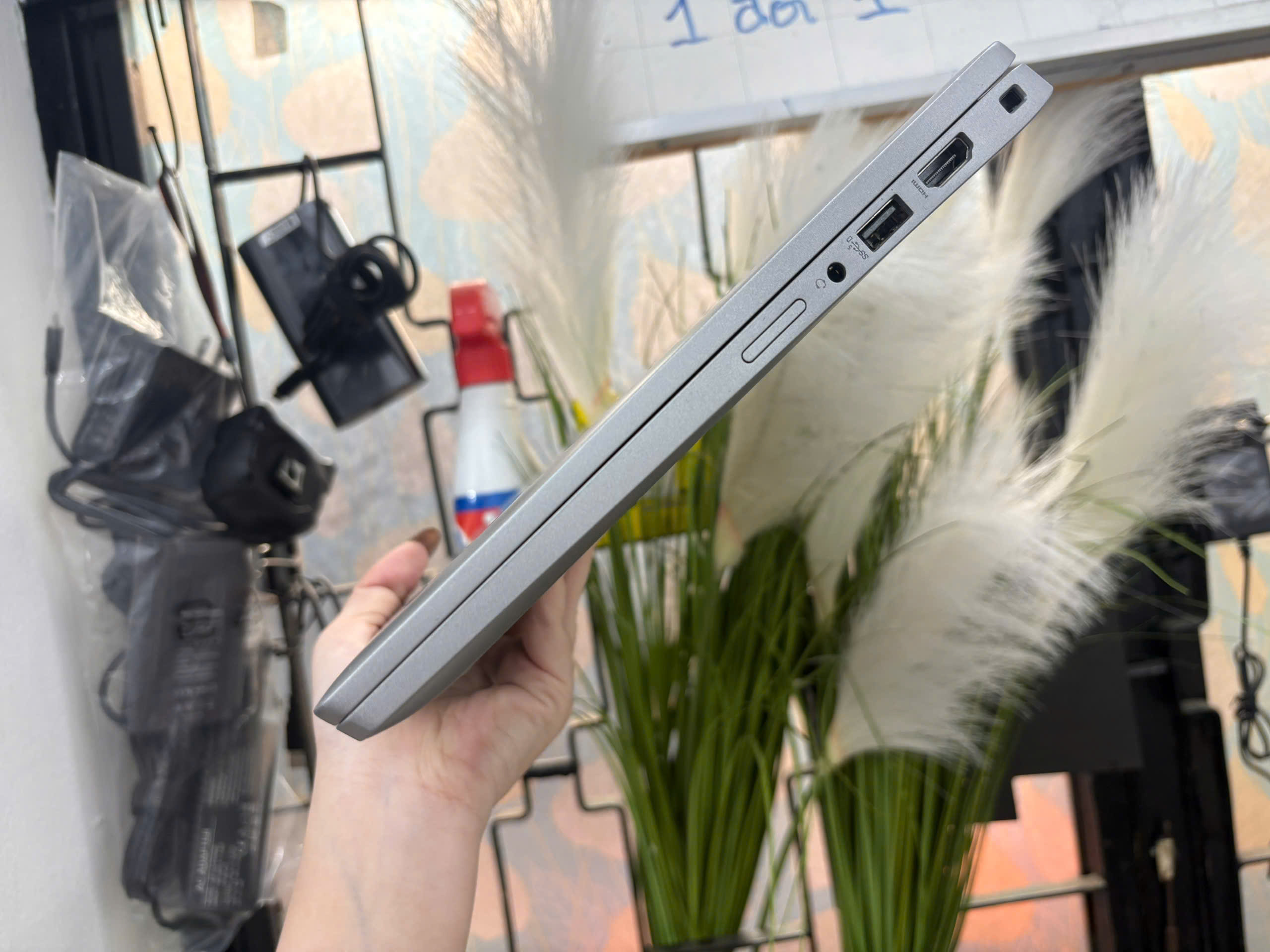 Dell Latitude 5330 2in1