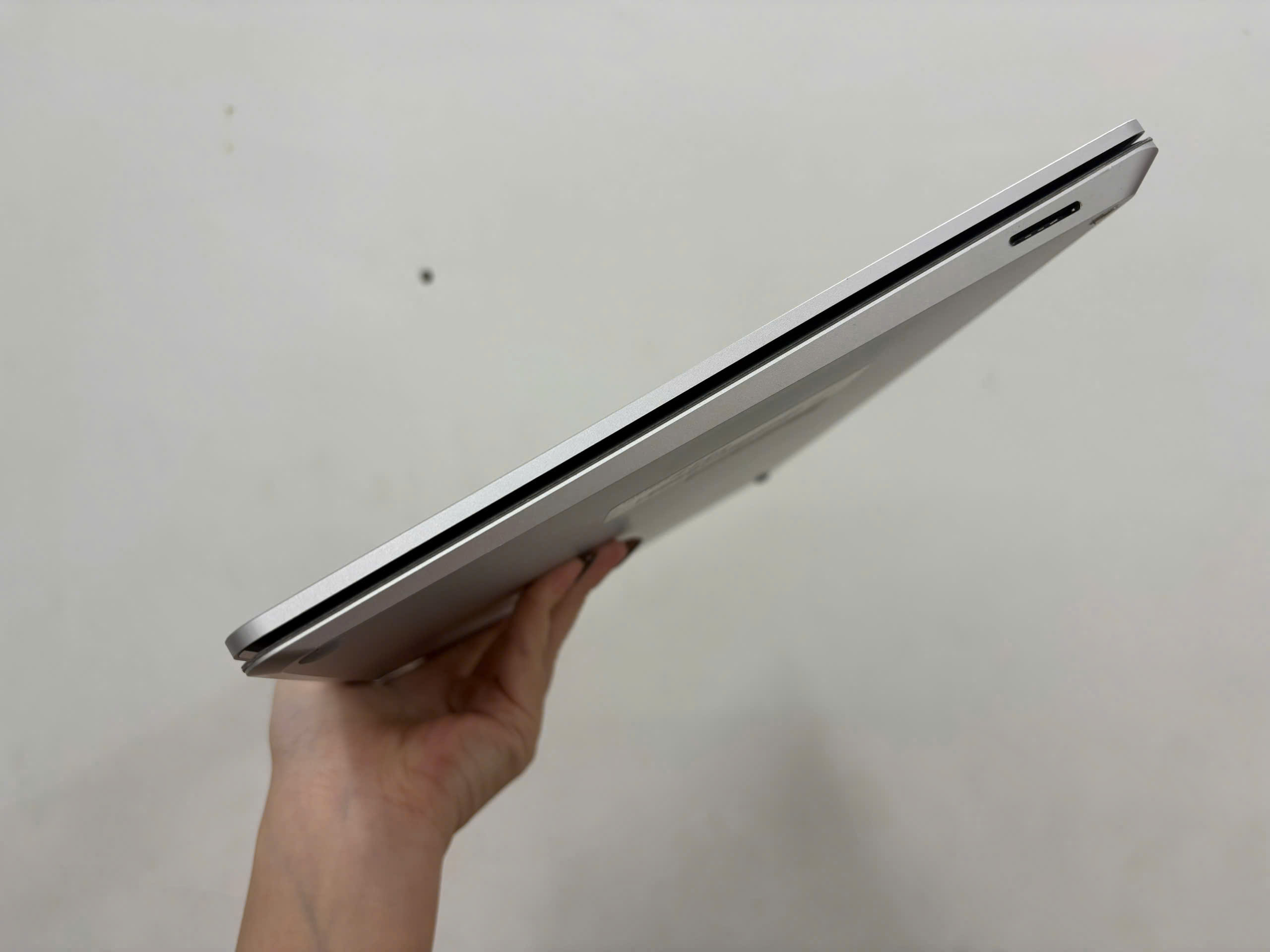 Surface laptop 4