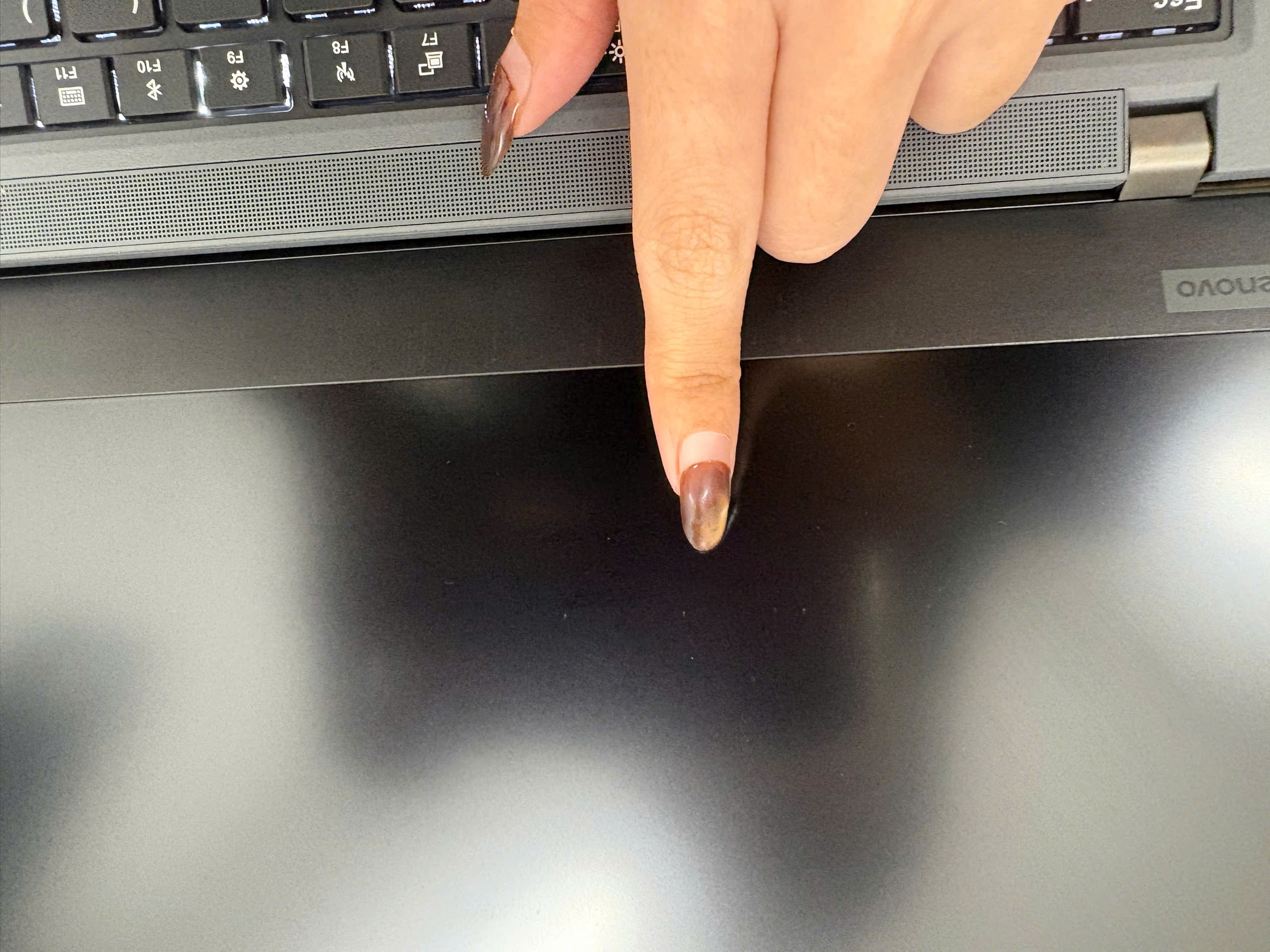 Thinkpad T14 G2 Vỏ Nhôm
