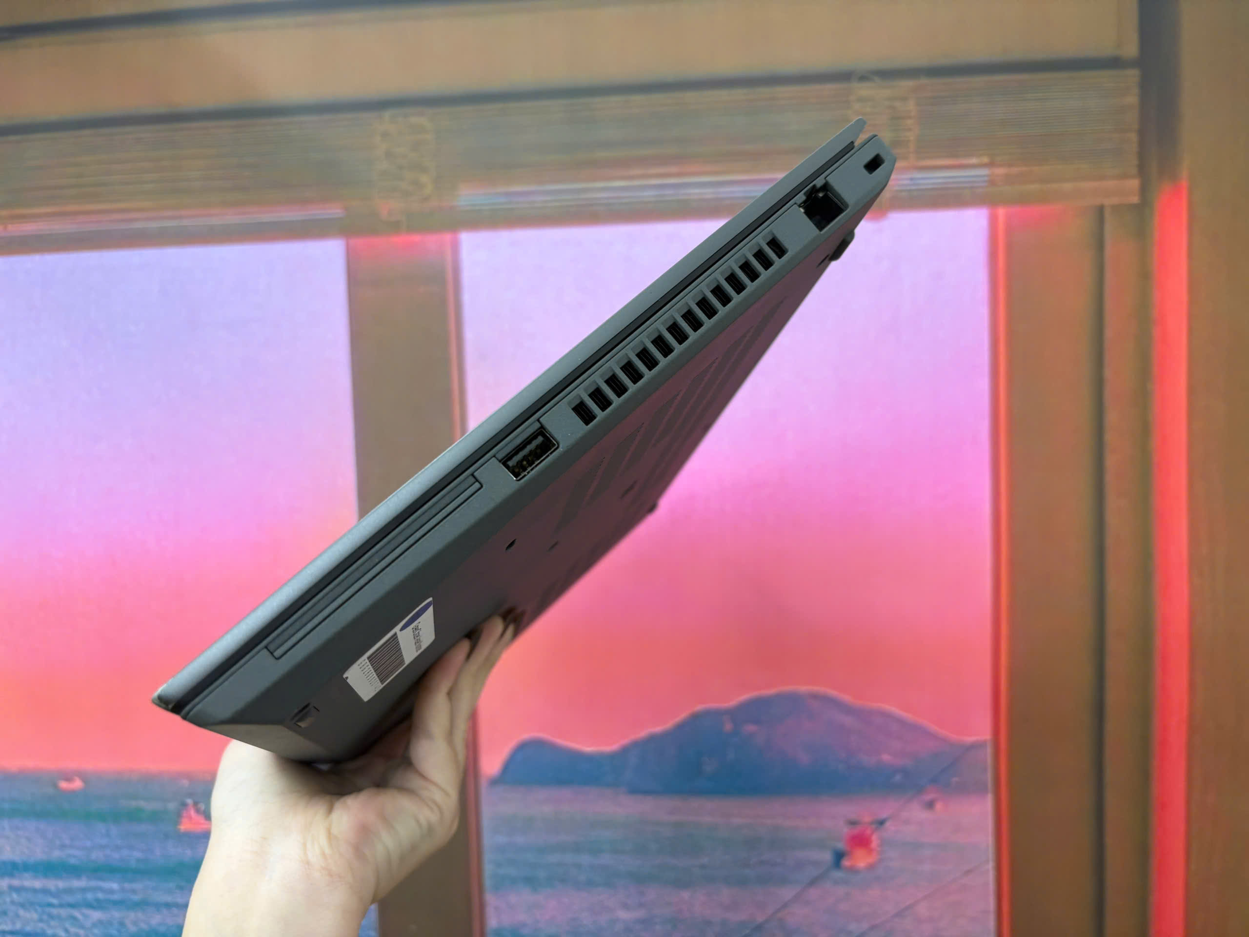 Thinkpad T14 G2 Vỏ Nhôm
