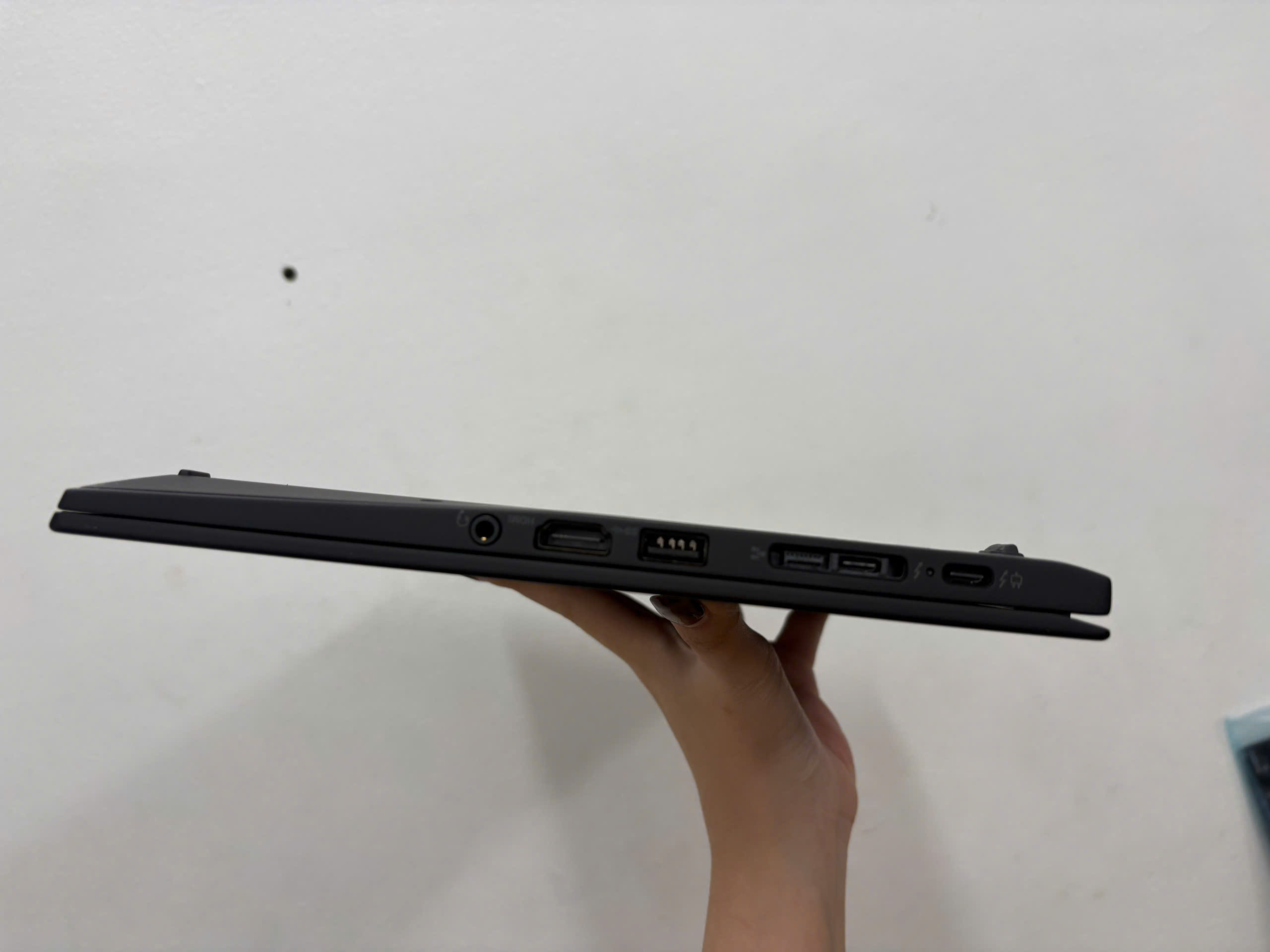 Thinkpad X1 Carbon G8