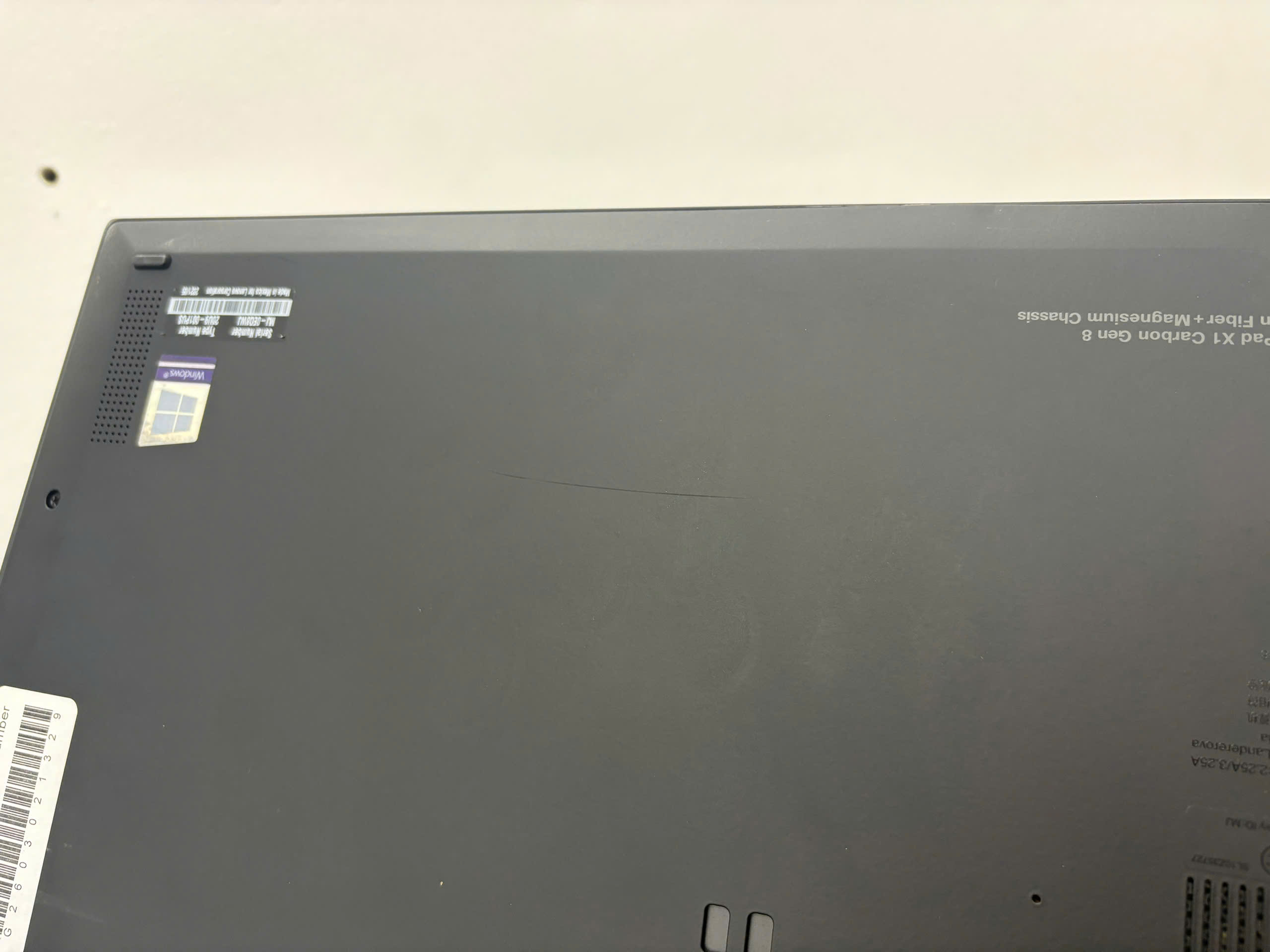 Thinkpad X1 Carbon G8