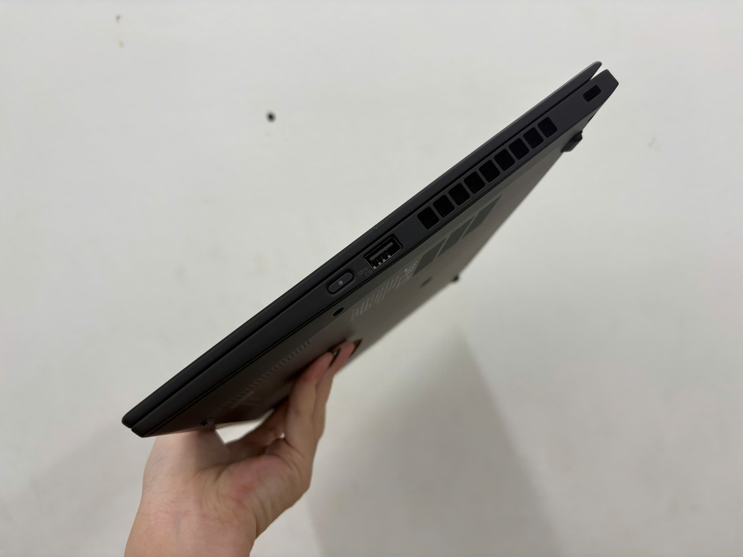 Thinkpad X1 Carbon G8