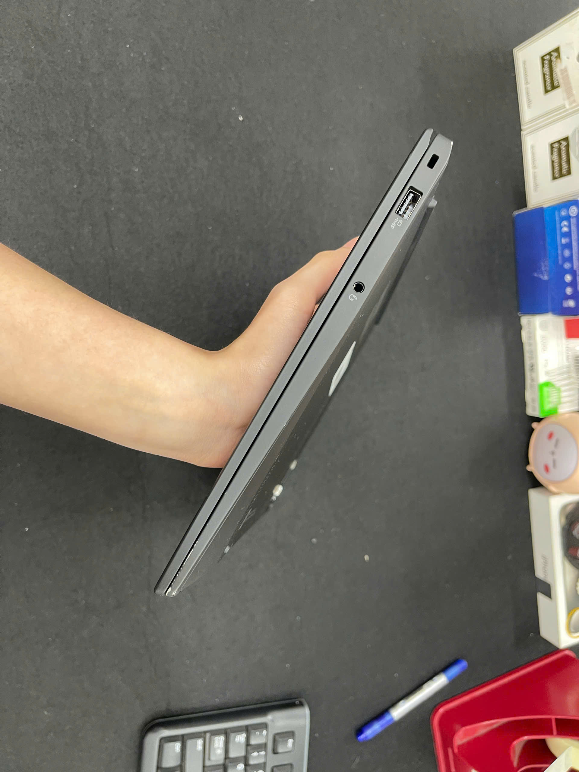Thinkpad X1 Carbon G9