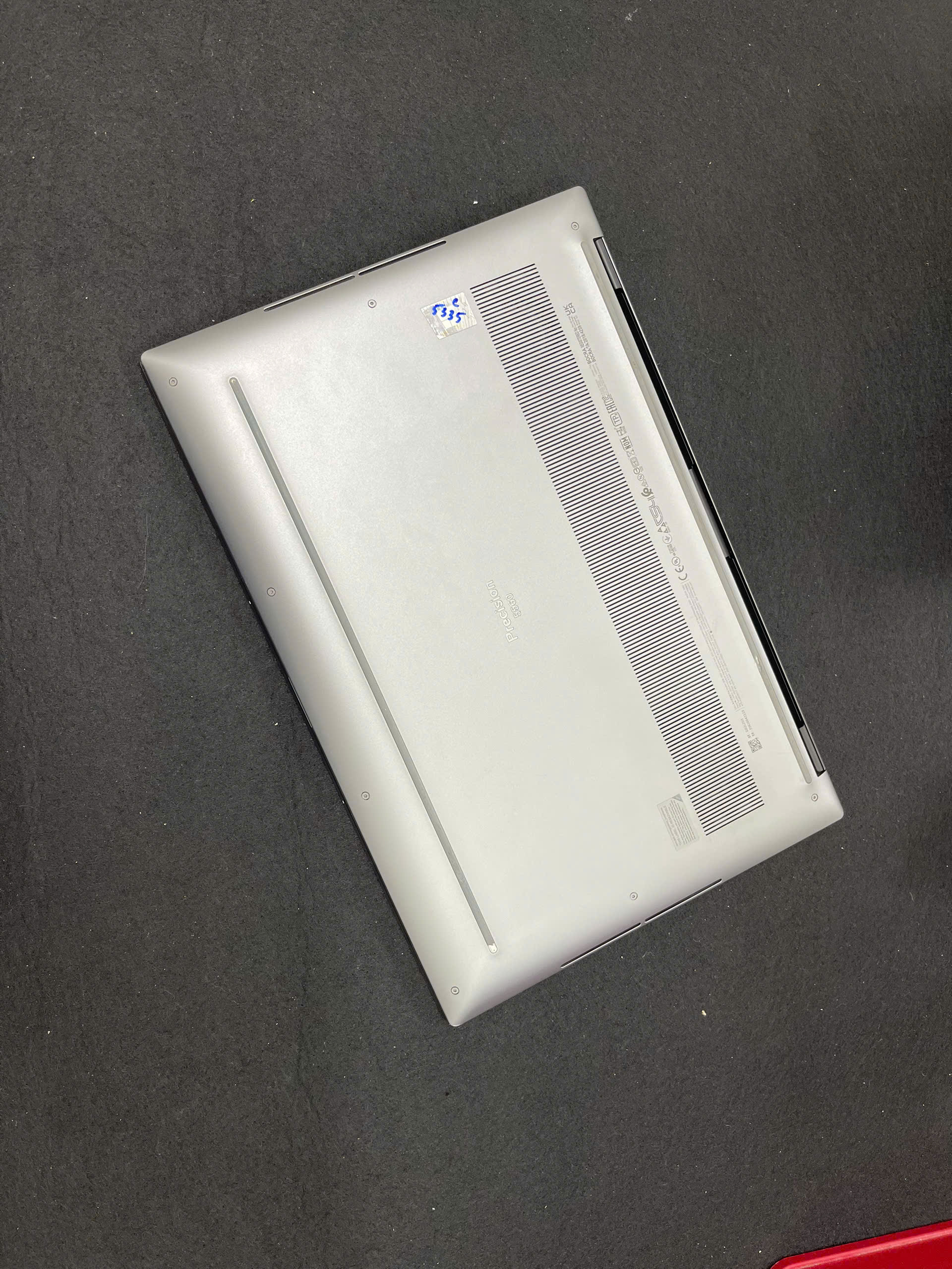Dell Precision 5560