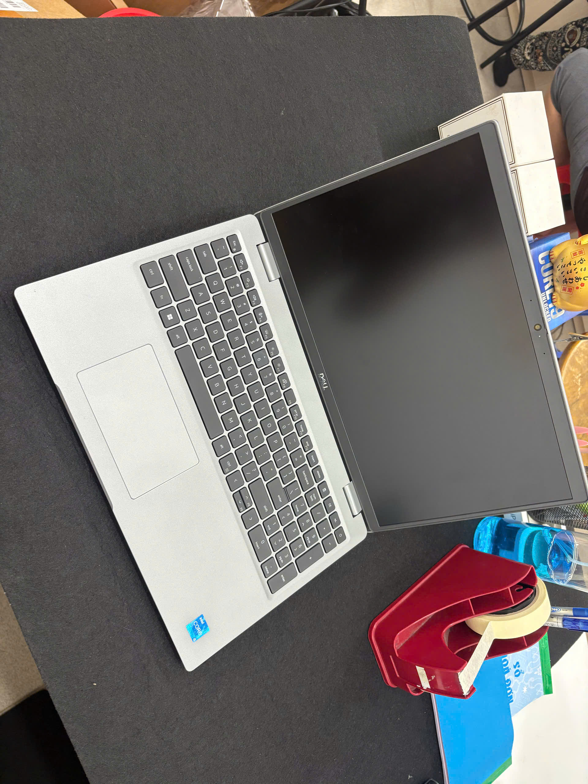 Dell Precision 3570