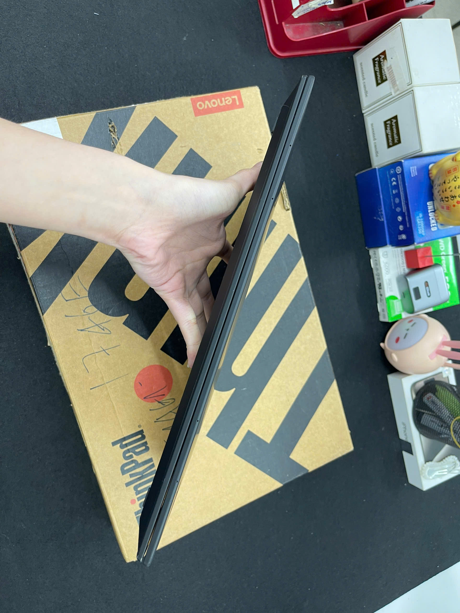 Thinkpad X1 Carbon G9