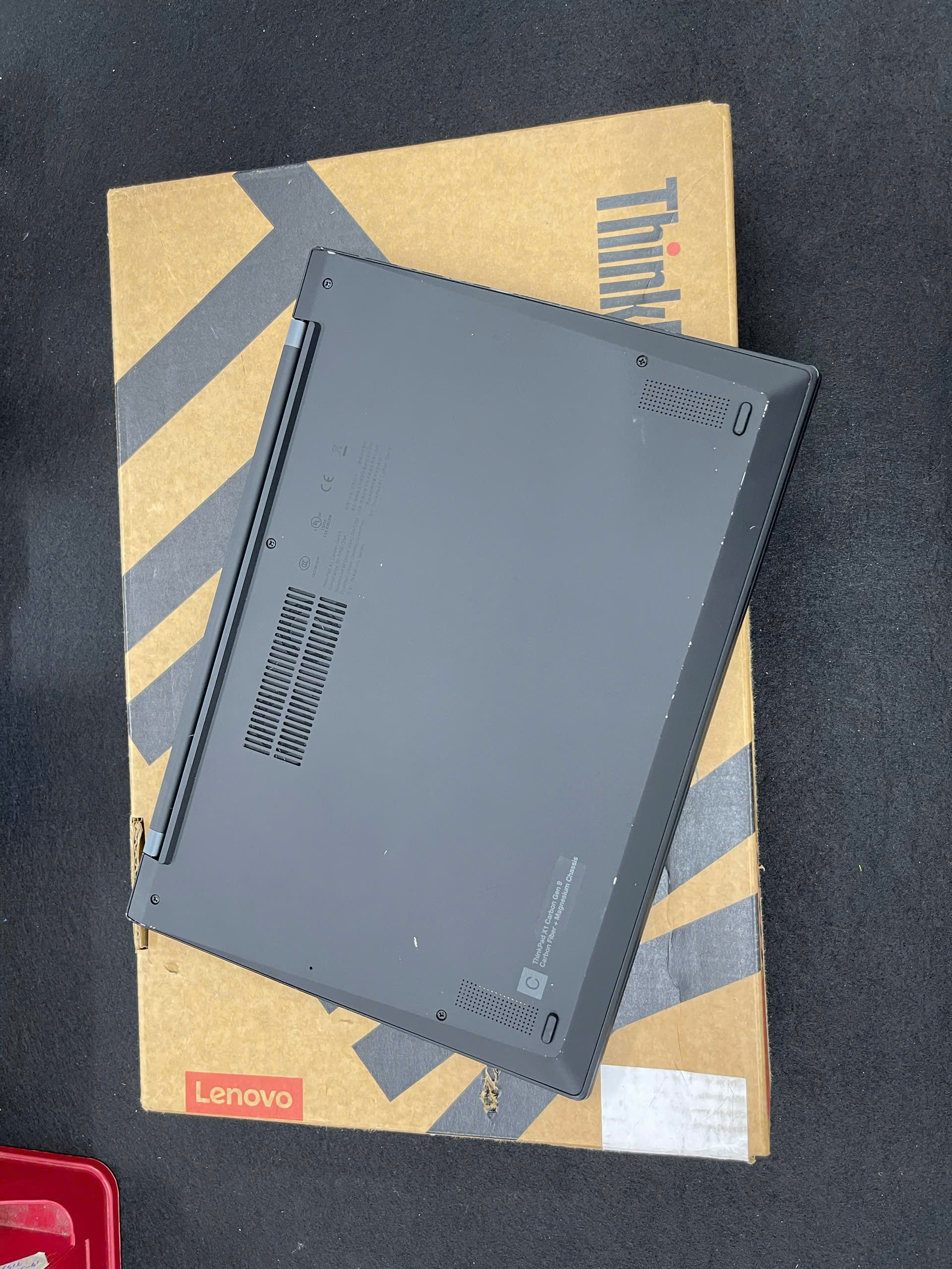 Thinkpad X1 Carbon G9