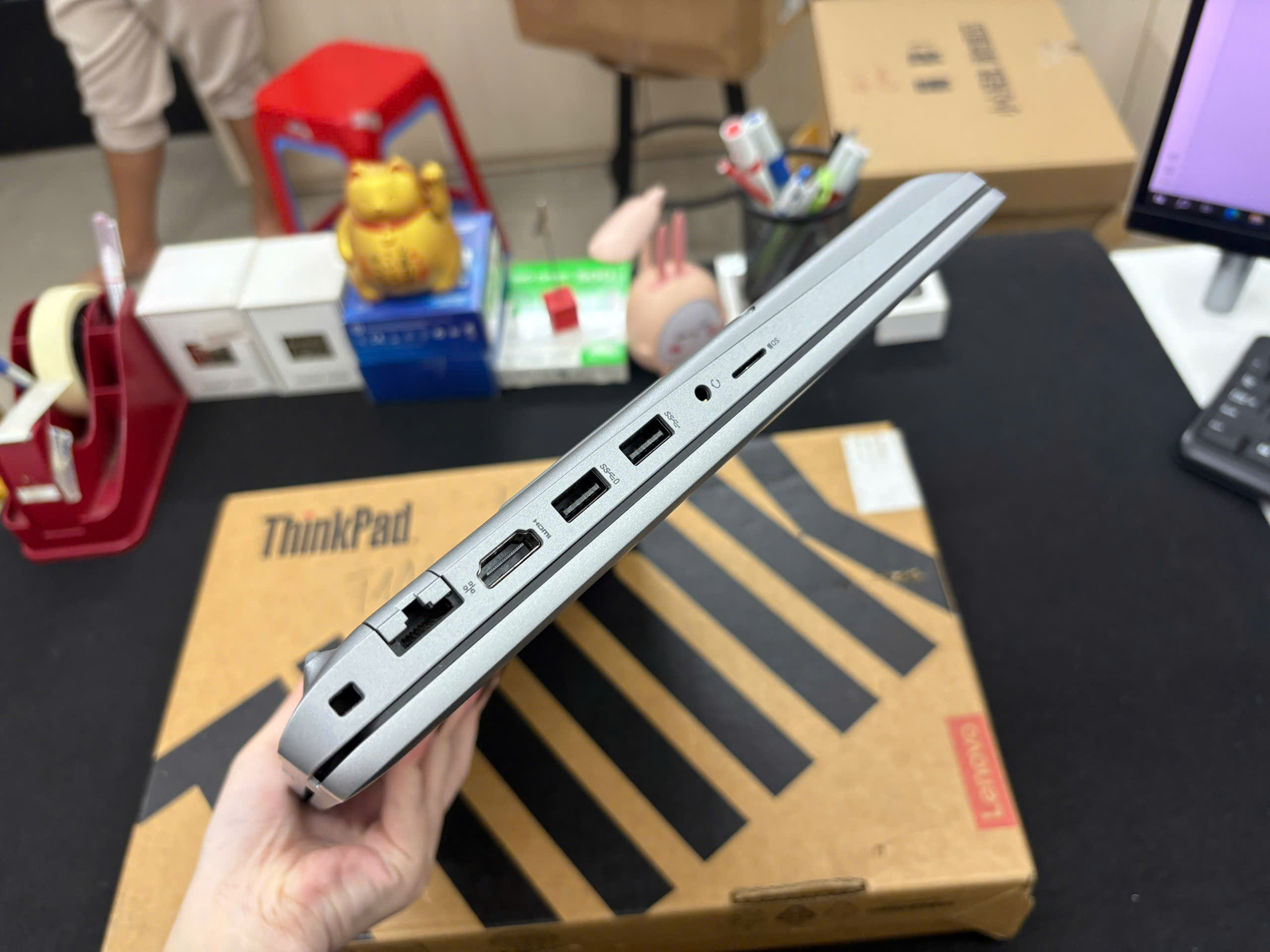 Dell Precision 3561