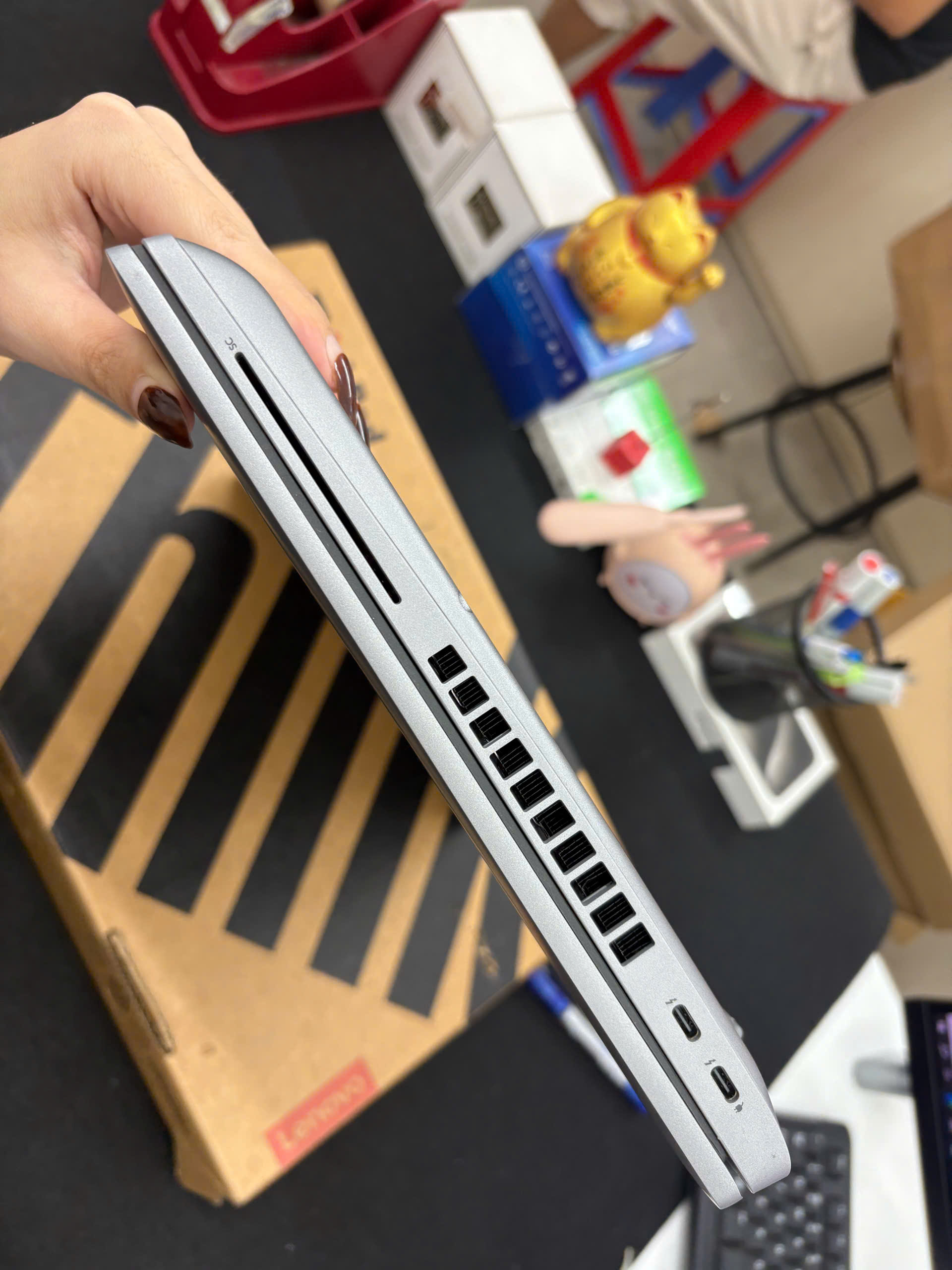Dell Precision 3561