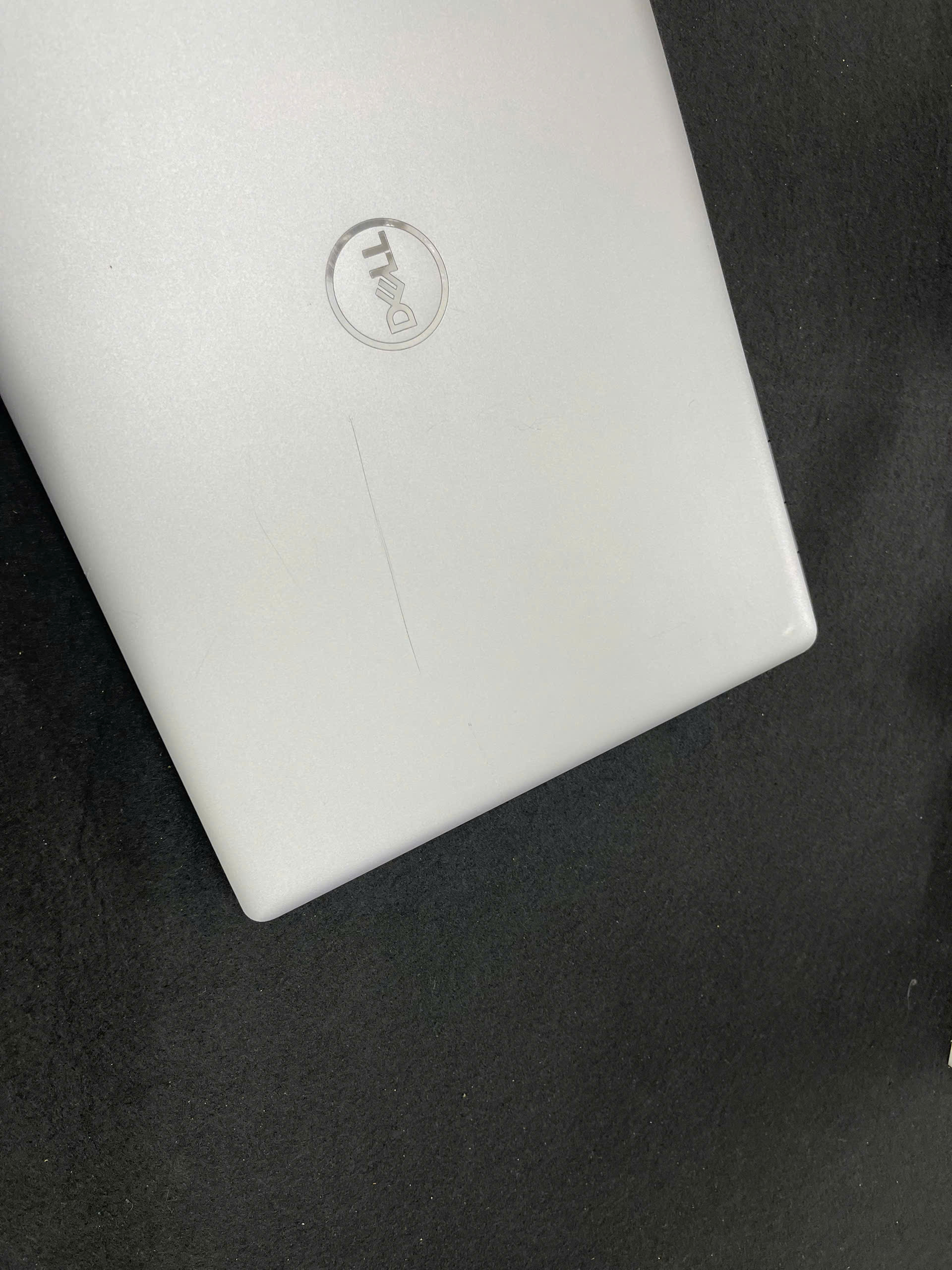 Dell Precision 7560
