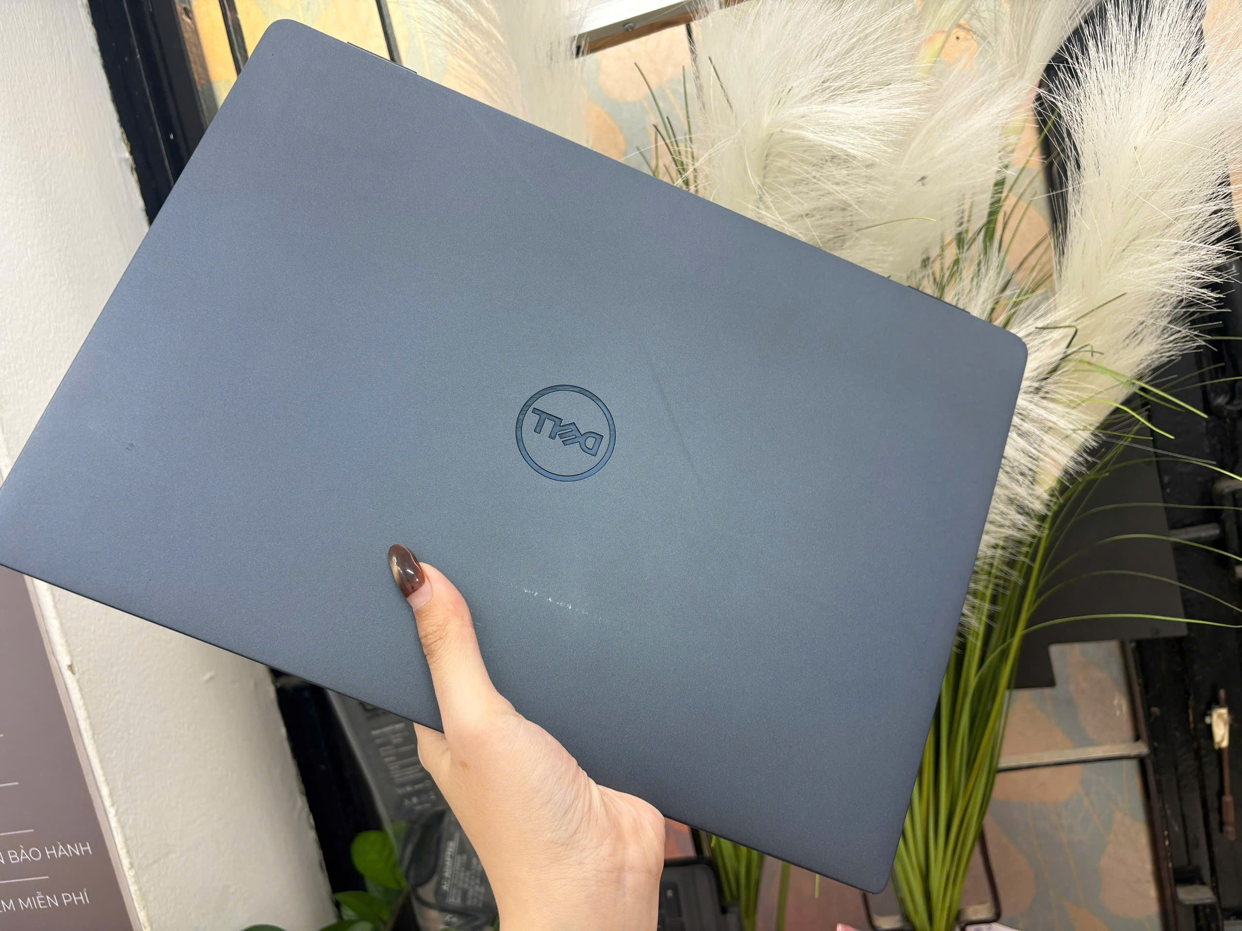 Dell Latitude 7440 Màu Blue