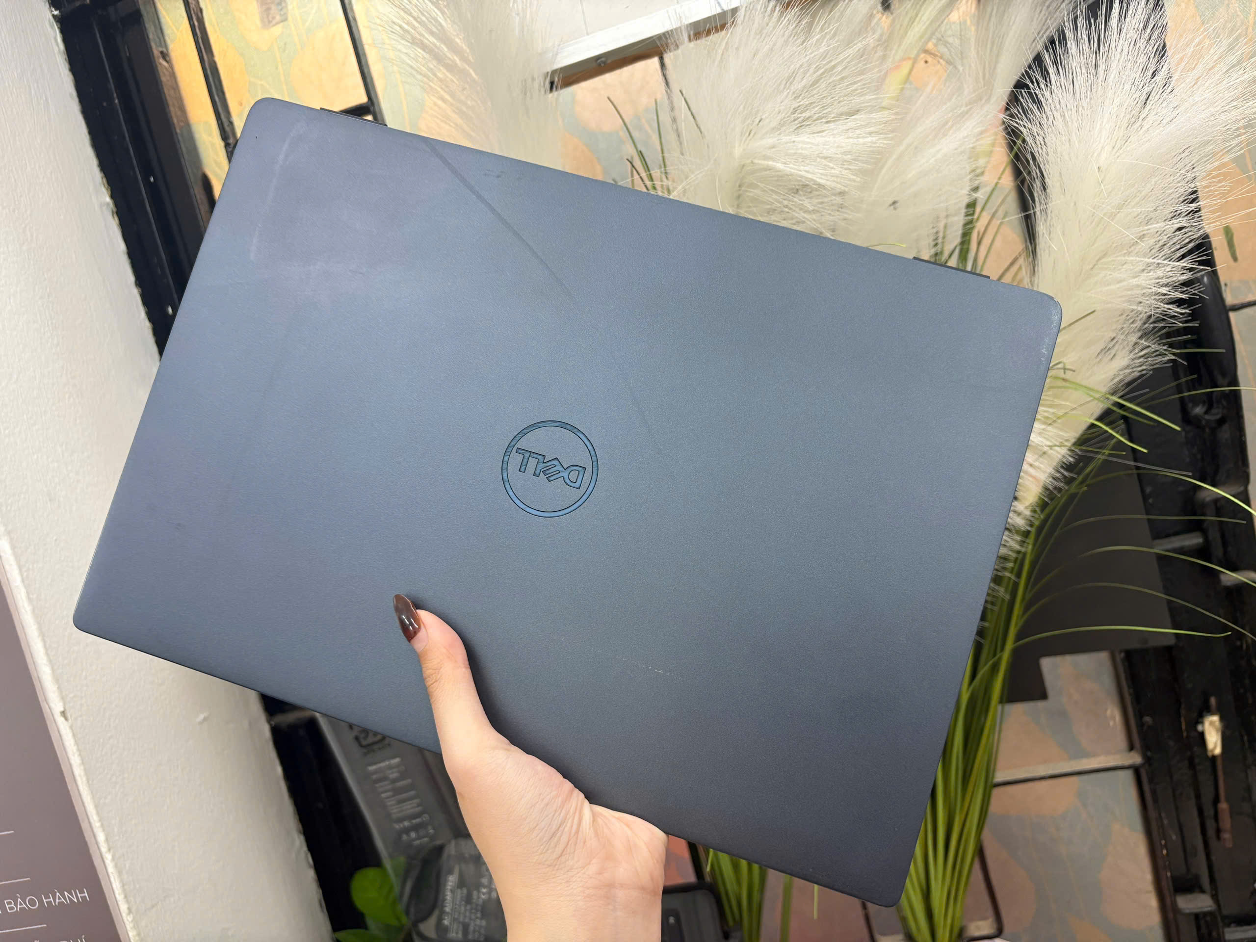 Dell Latitude 7440 Màu Blue