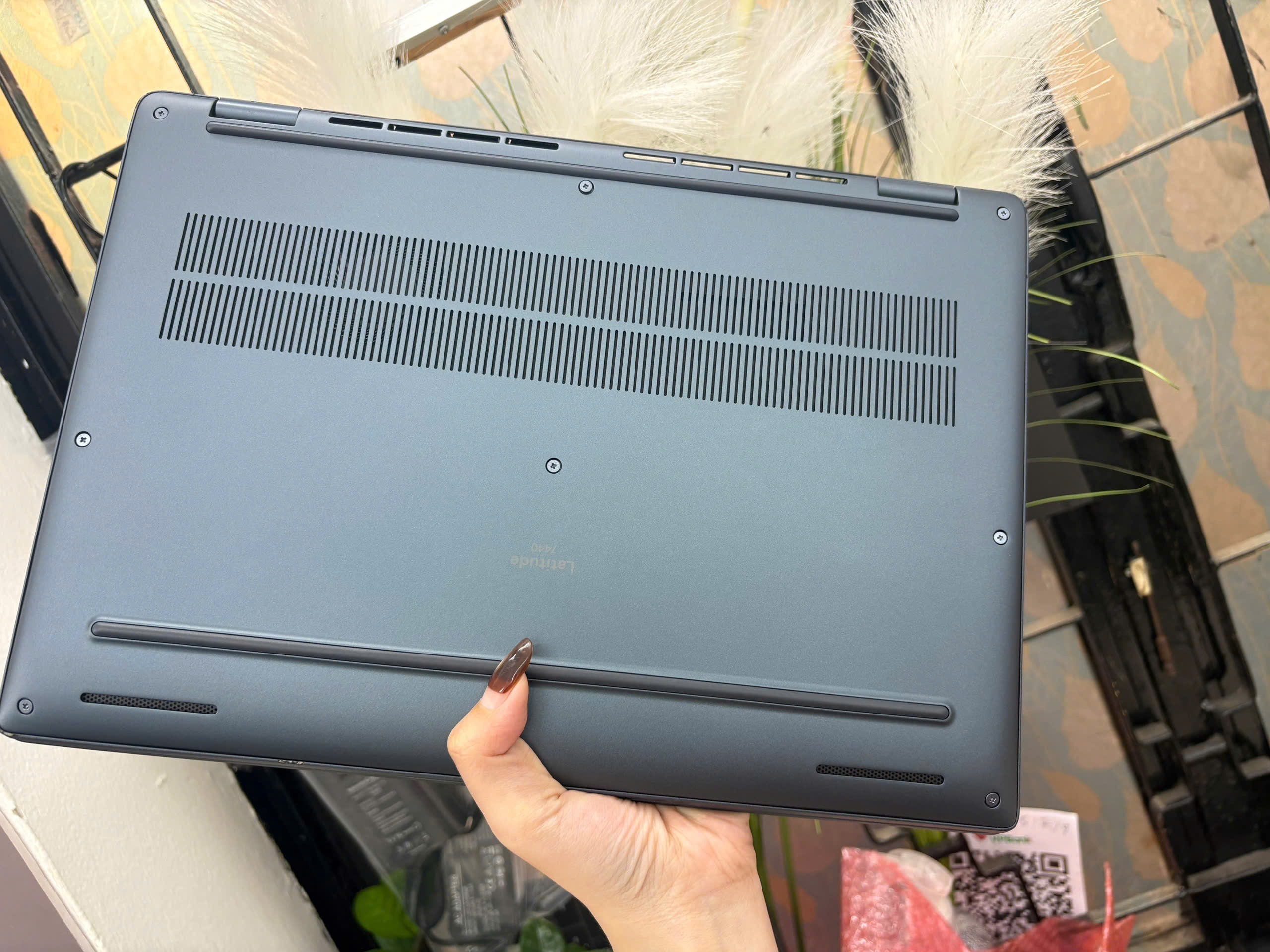 Dell Latitude 7440 Màu Blue