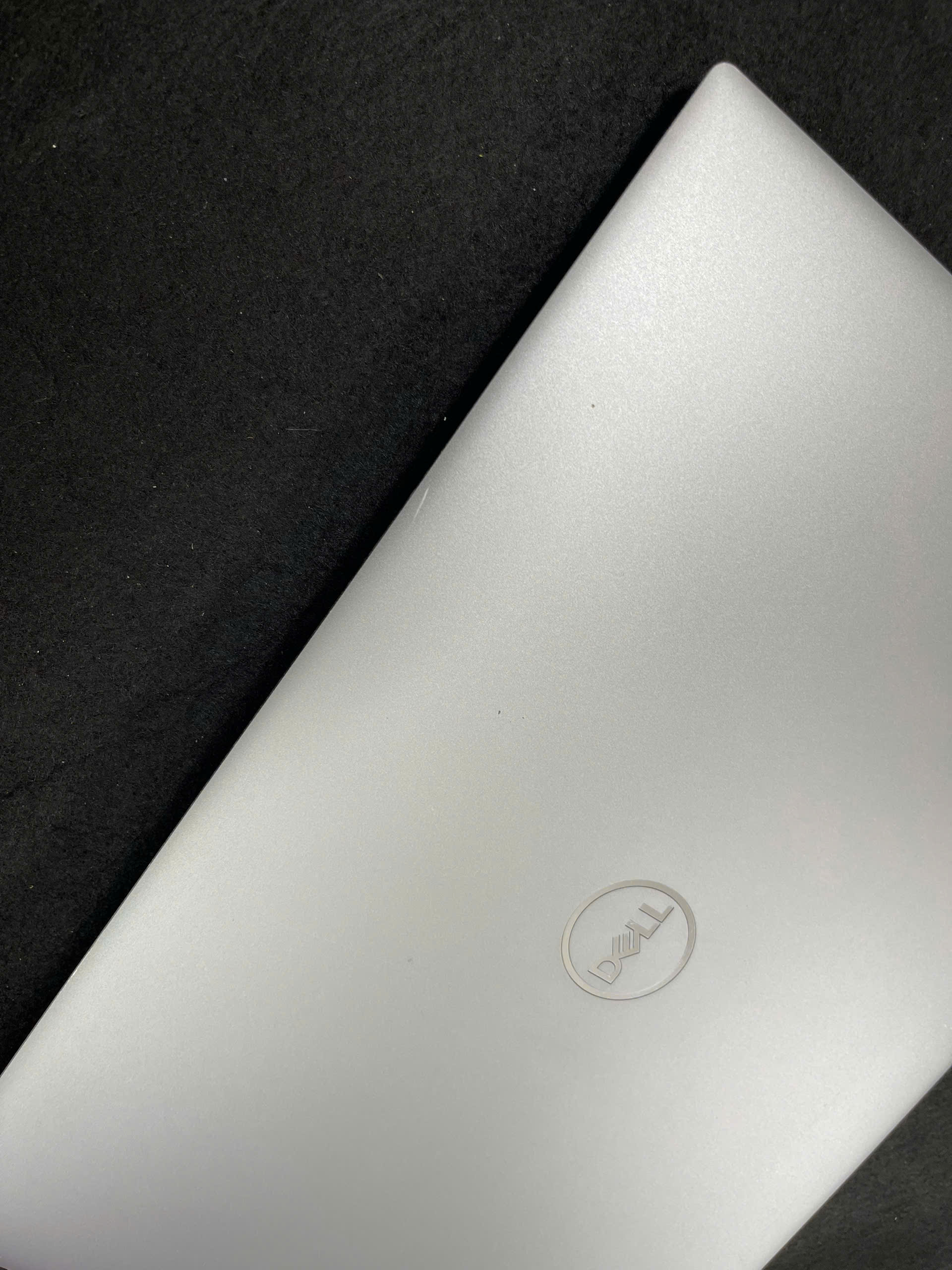 Dell Precision 5560
