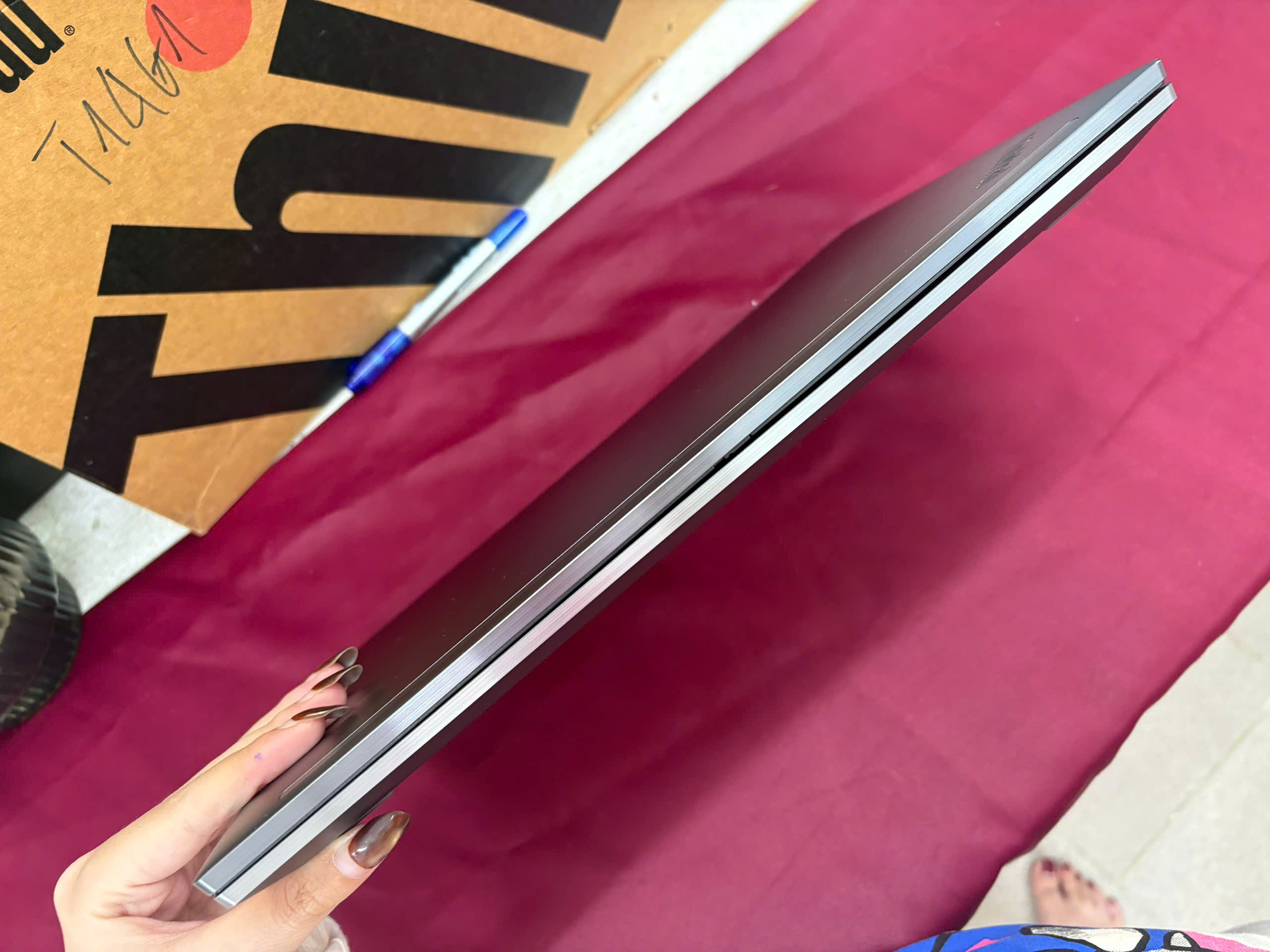 Thinkpad T14s G4 bản NHôm