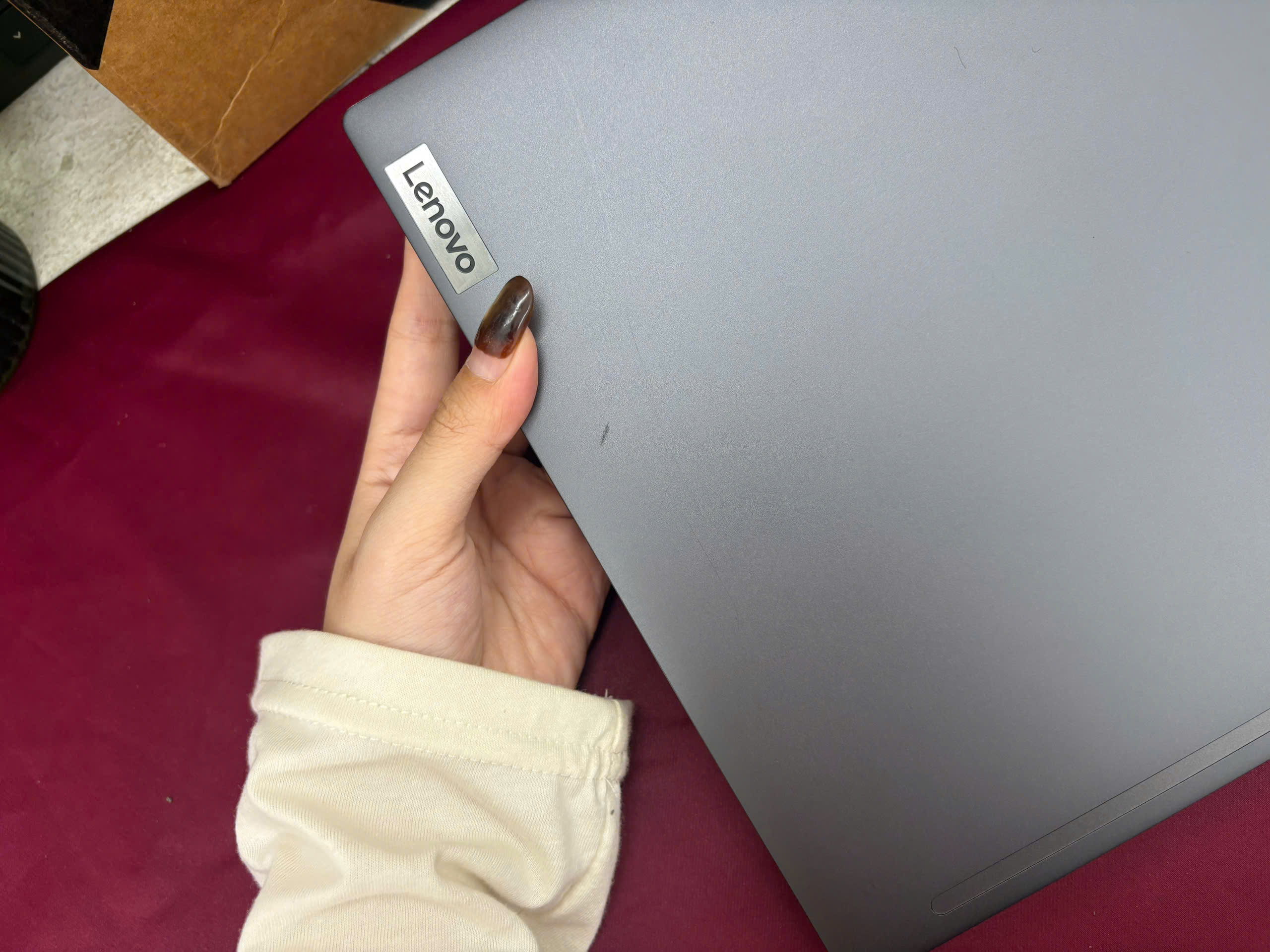 Thinkpad T14s G4 bản NHôm