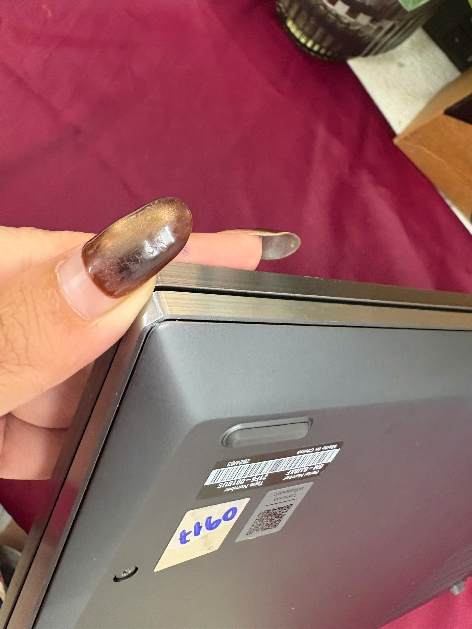 Thinkpad T14s G4 bản NHôm
