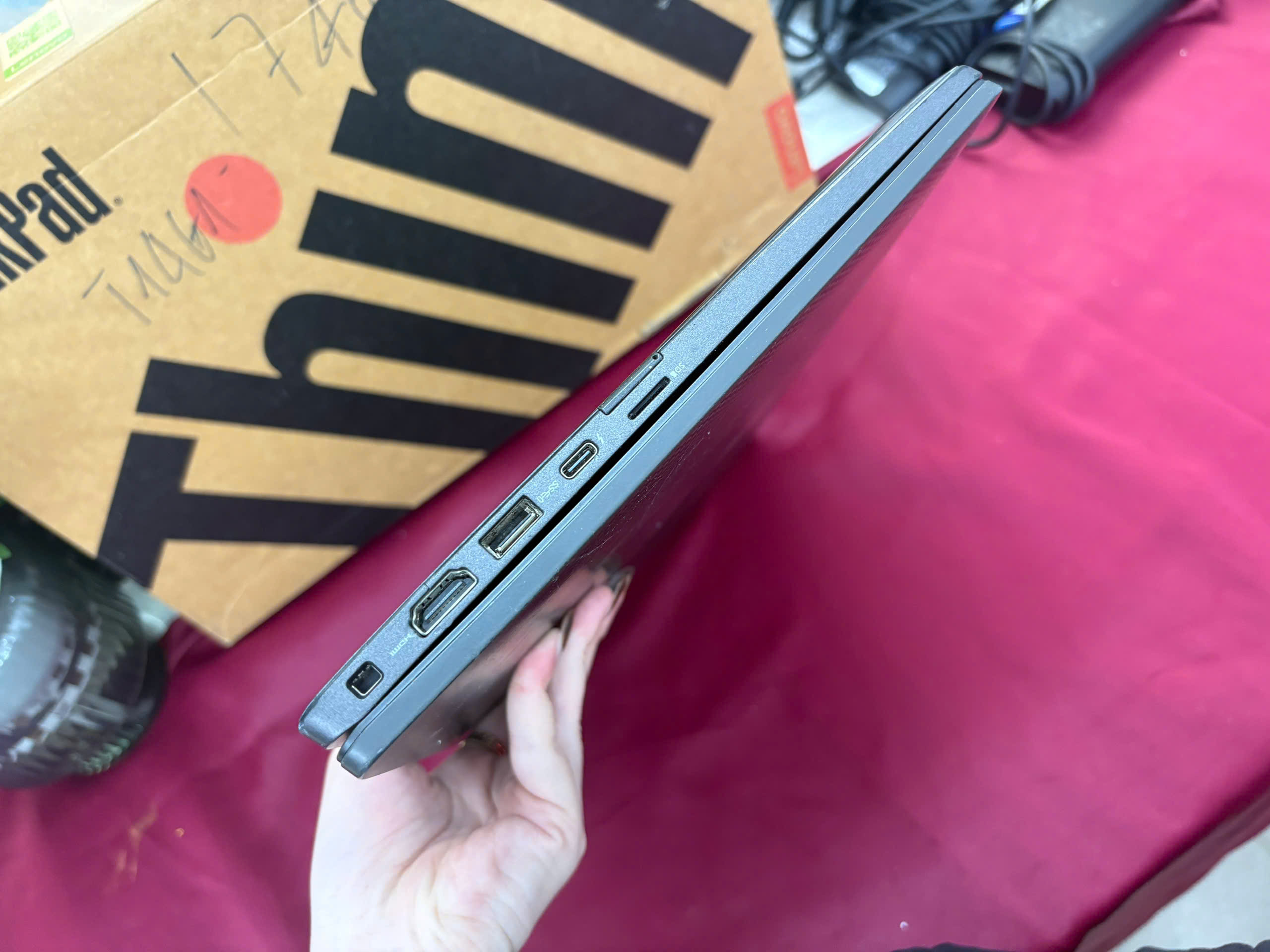 Dell Latitude 7420 có LTE