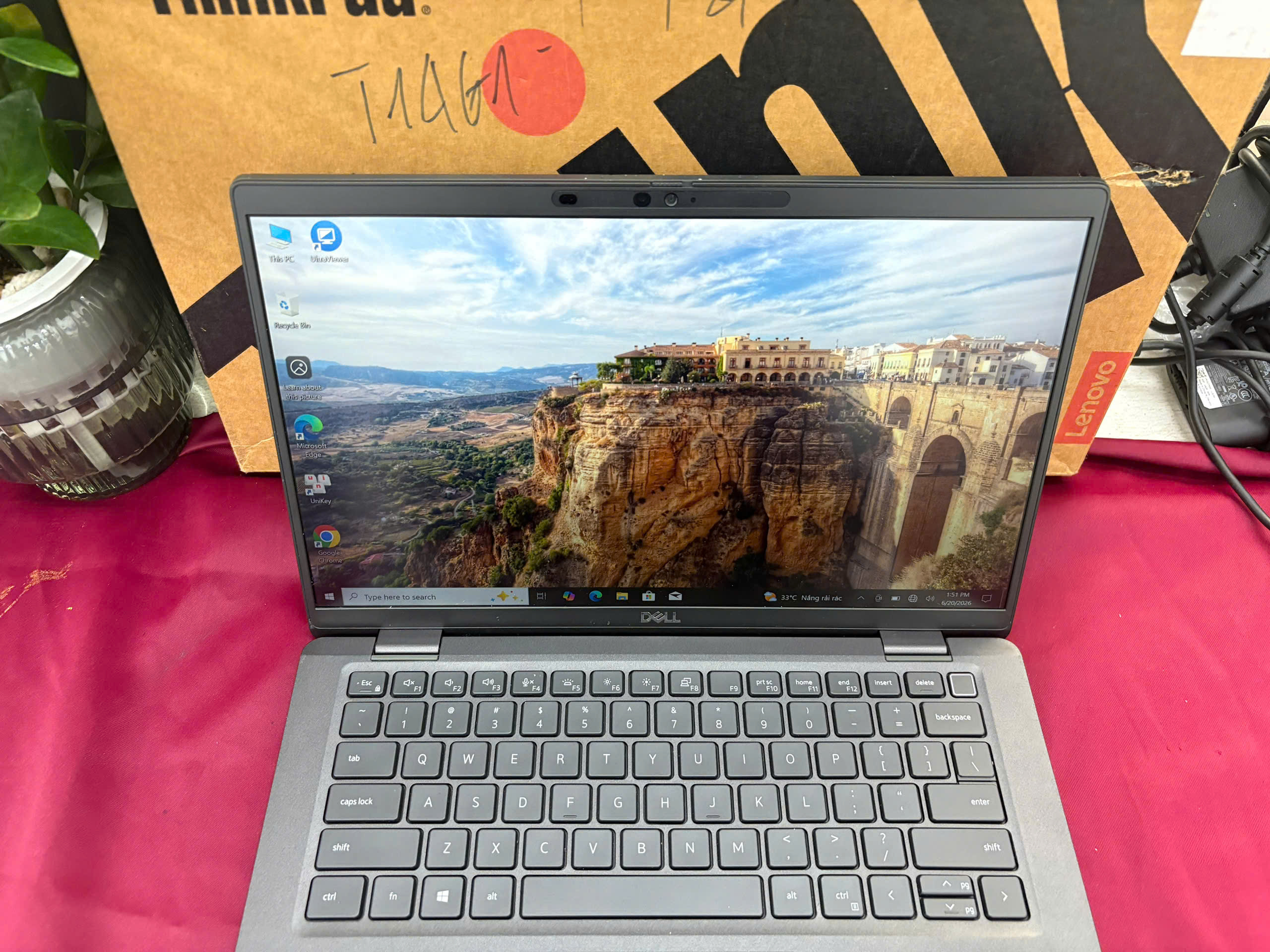 Dell Latitude 7420 có LTE