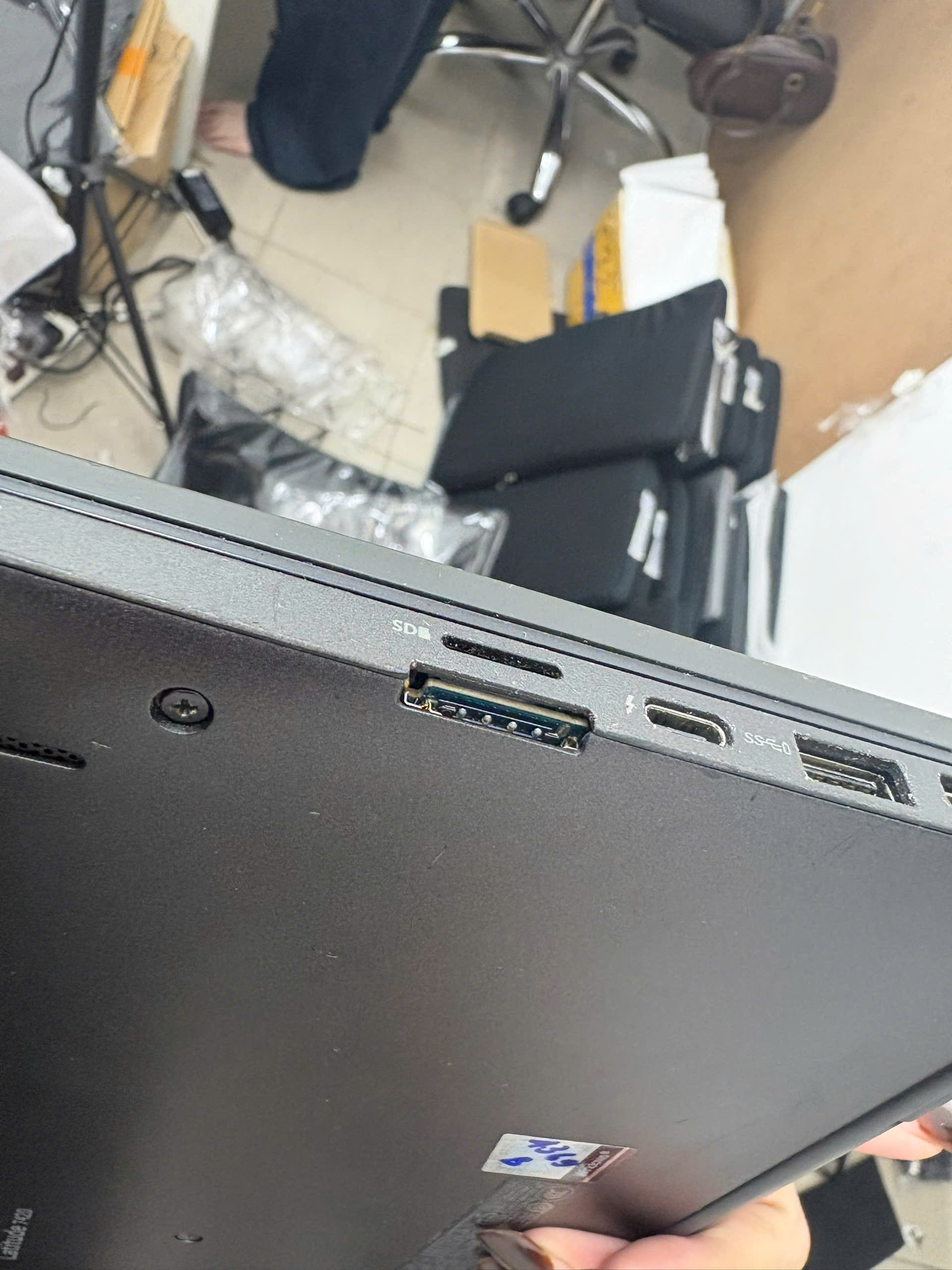 Dell Latitude 7420