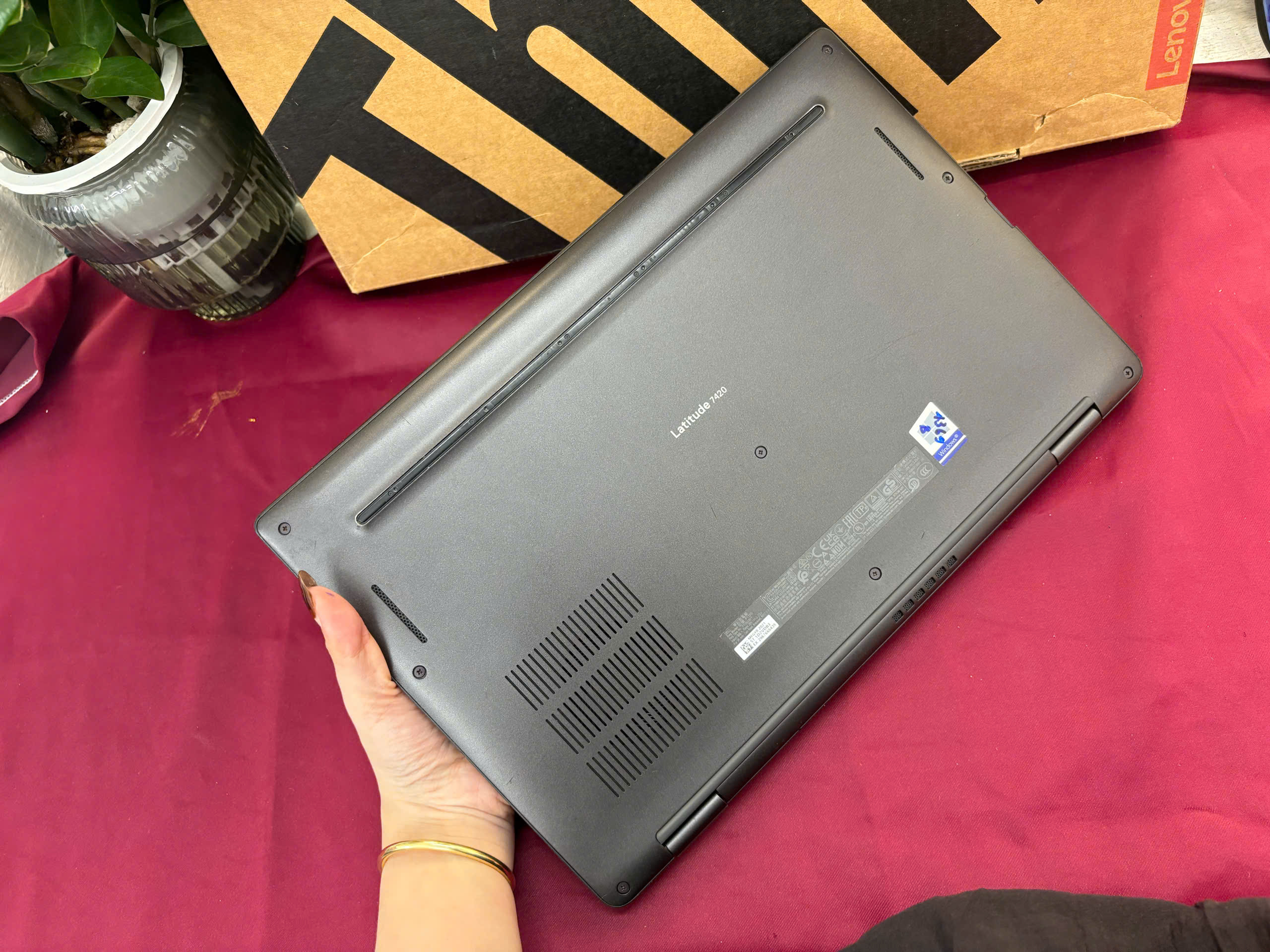 Dell Latitude 7420