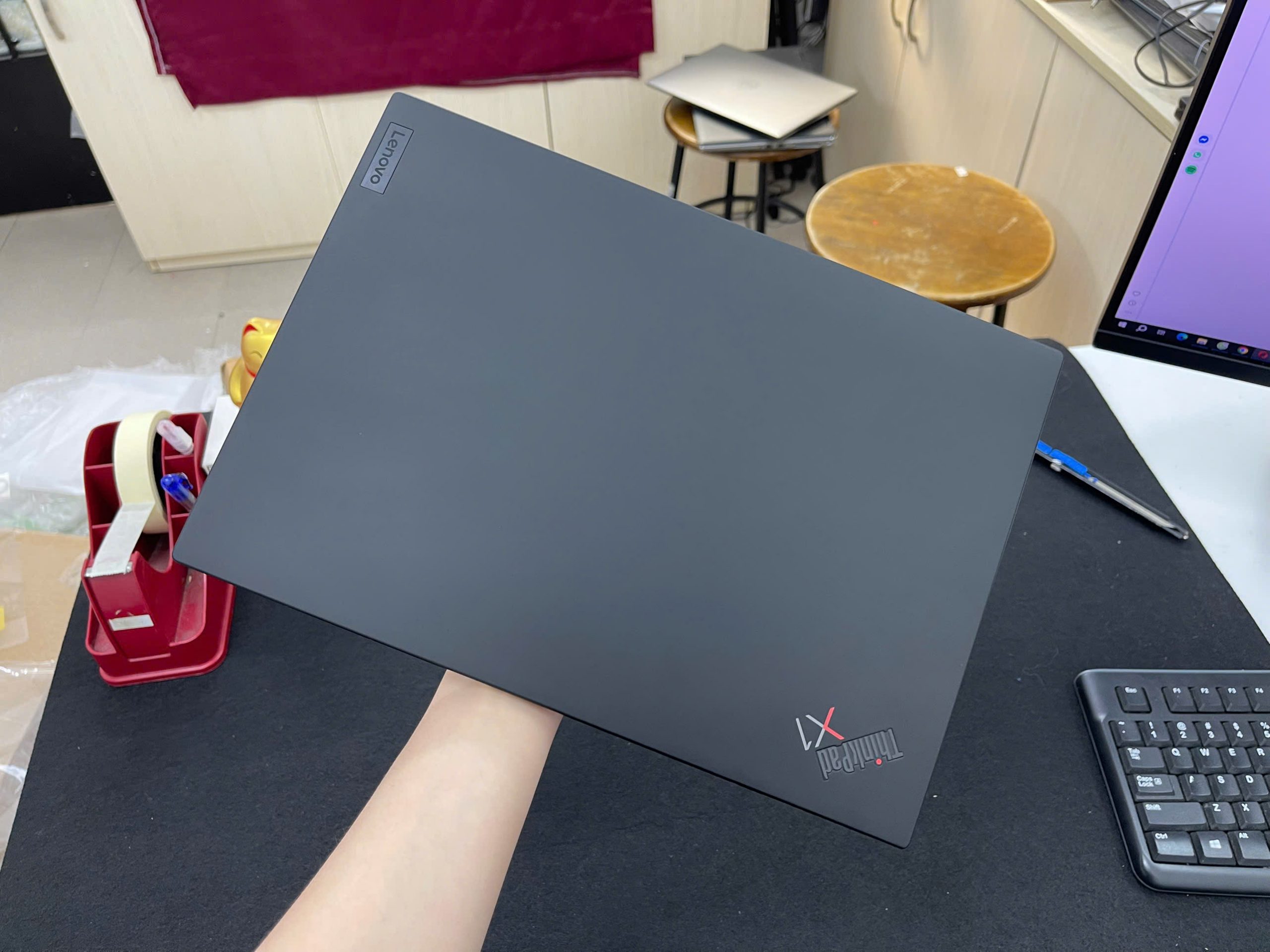Thinkpad X1 Carbon G9