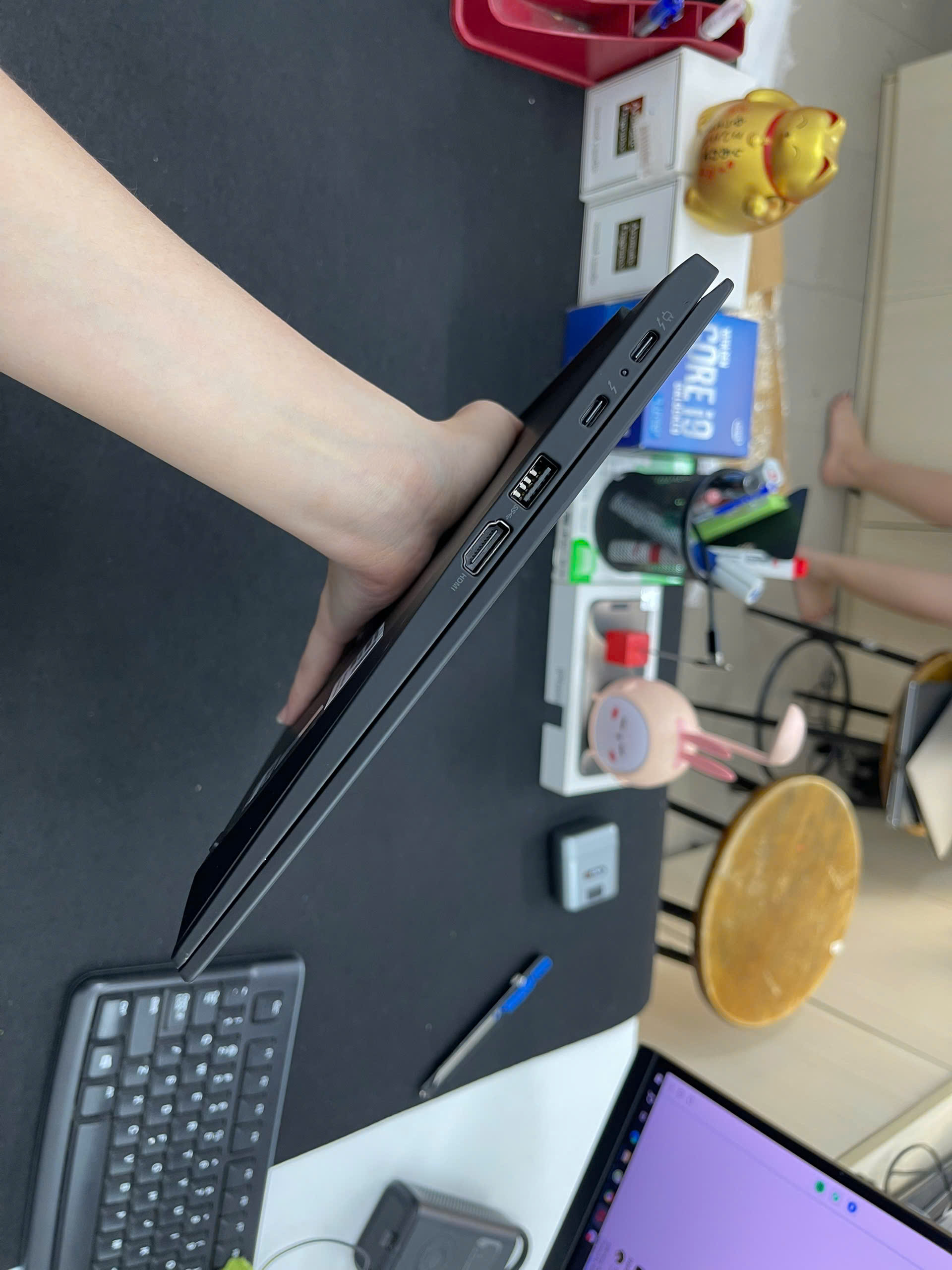 Thinkpad X1 Carbon G9