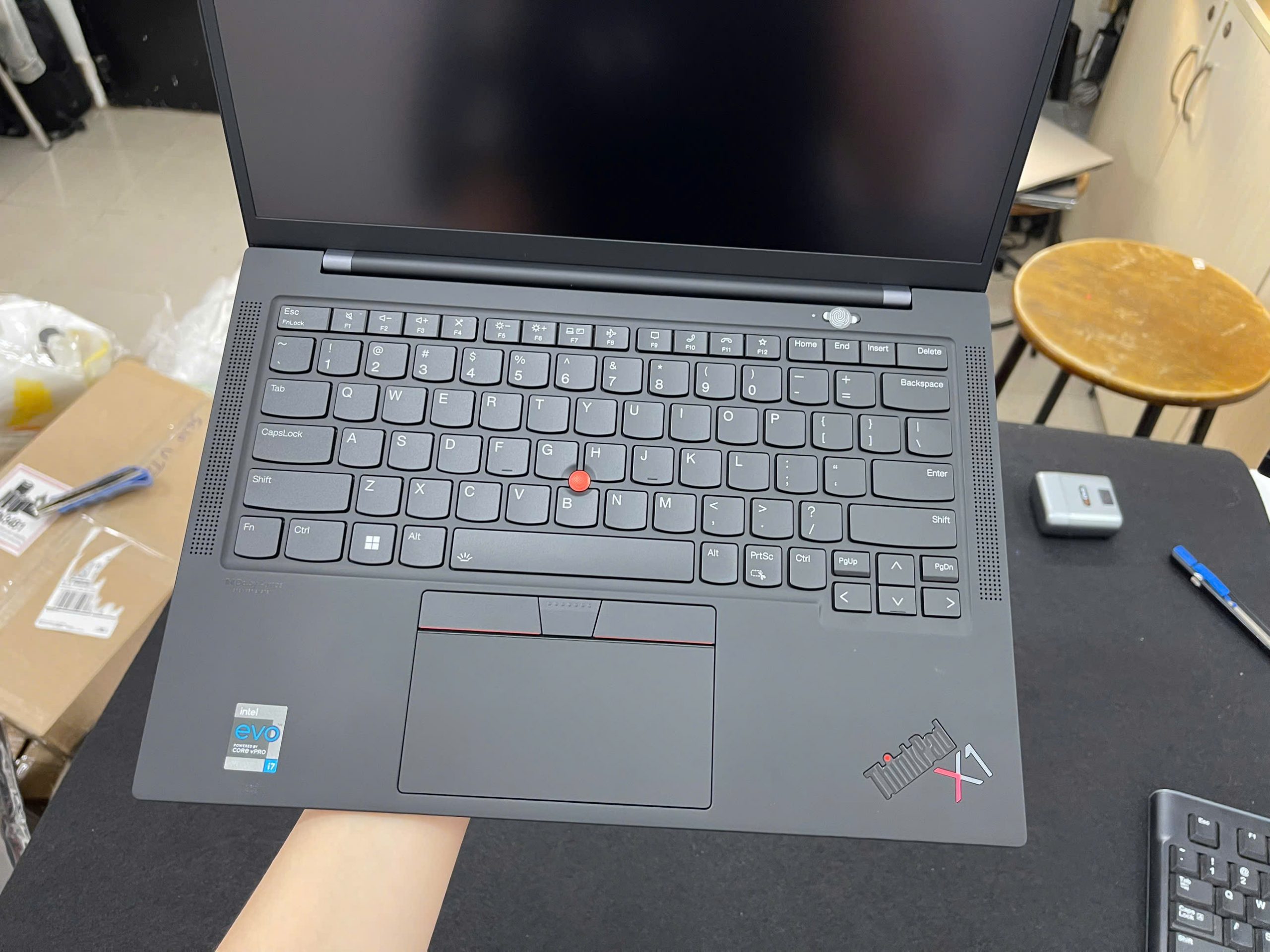 Thinkpad X1 Carbon G9