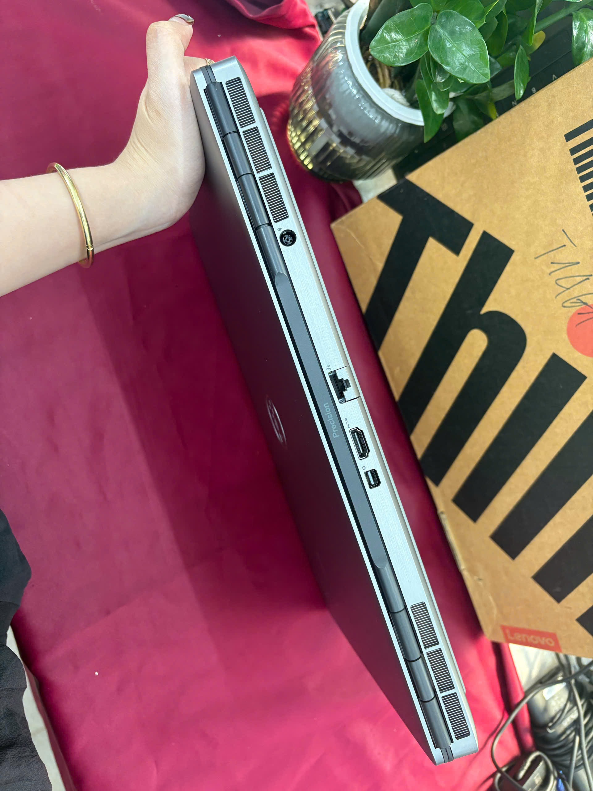 Dell Precision 7560