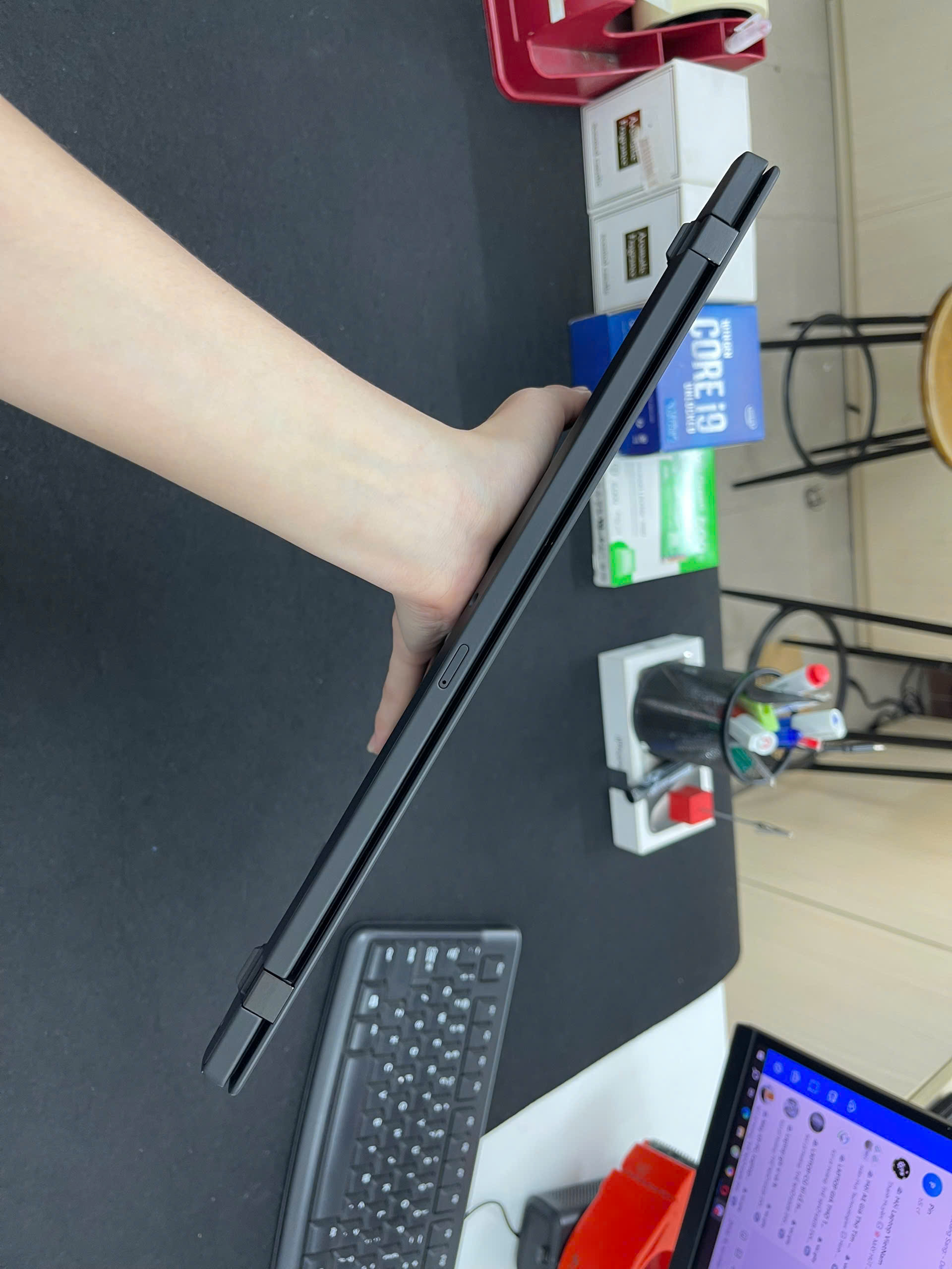 Thinkpad X1 Carbon G8