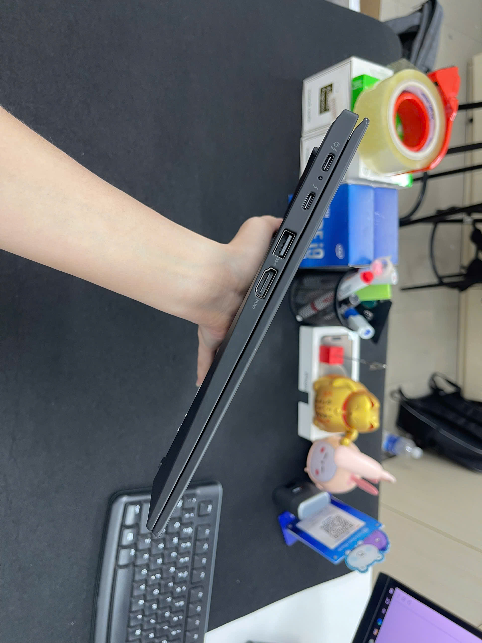 Thinkpad X1 Carbon G9