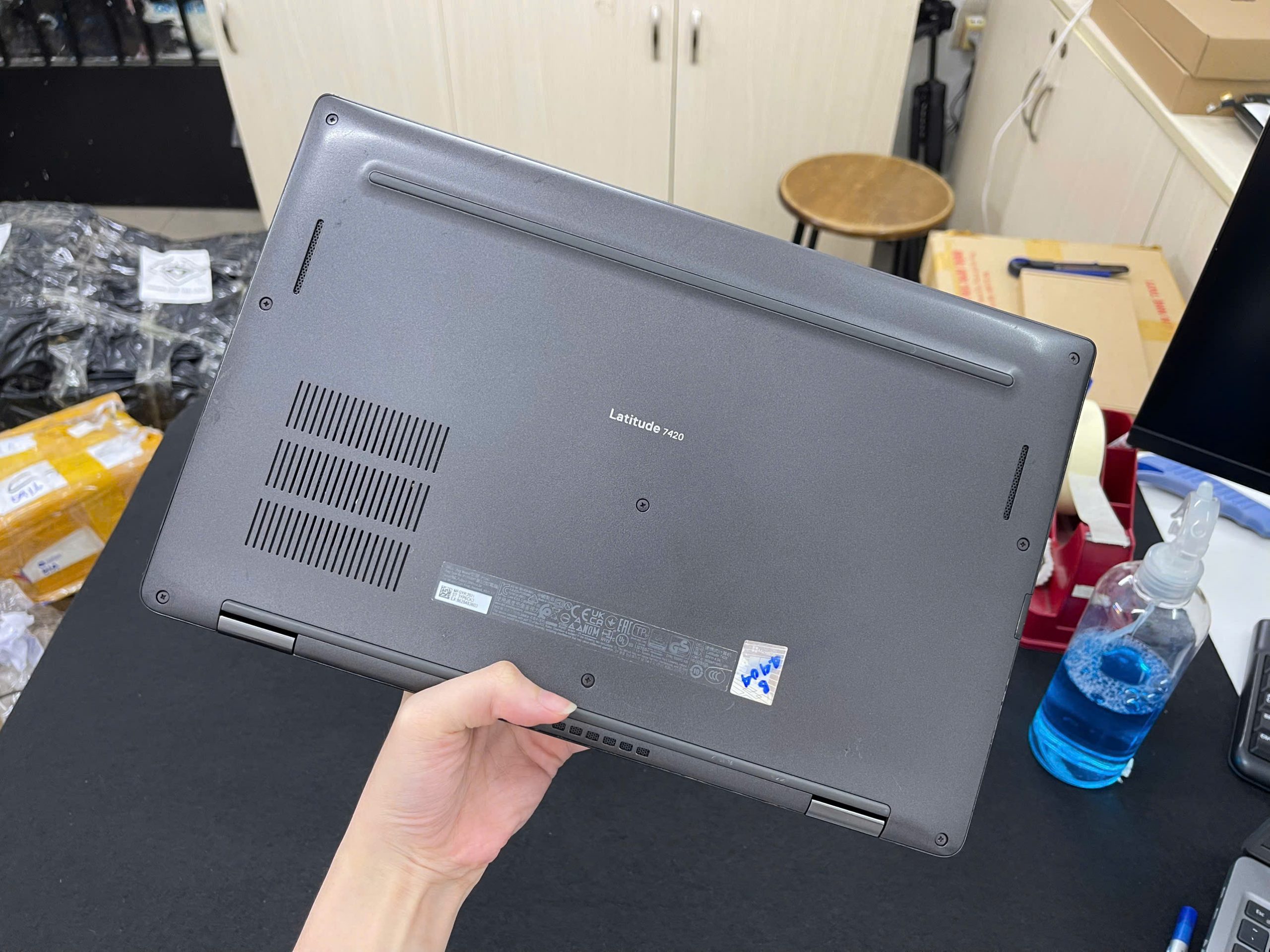 Dell Latitude 7420 Bản 2in1