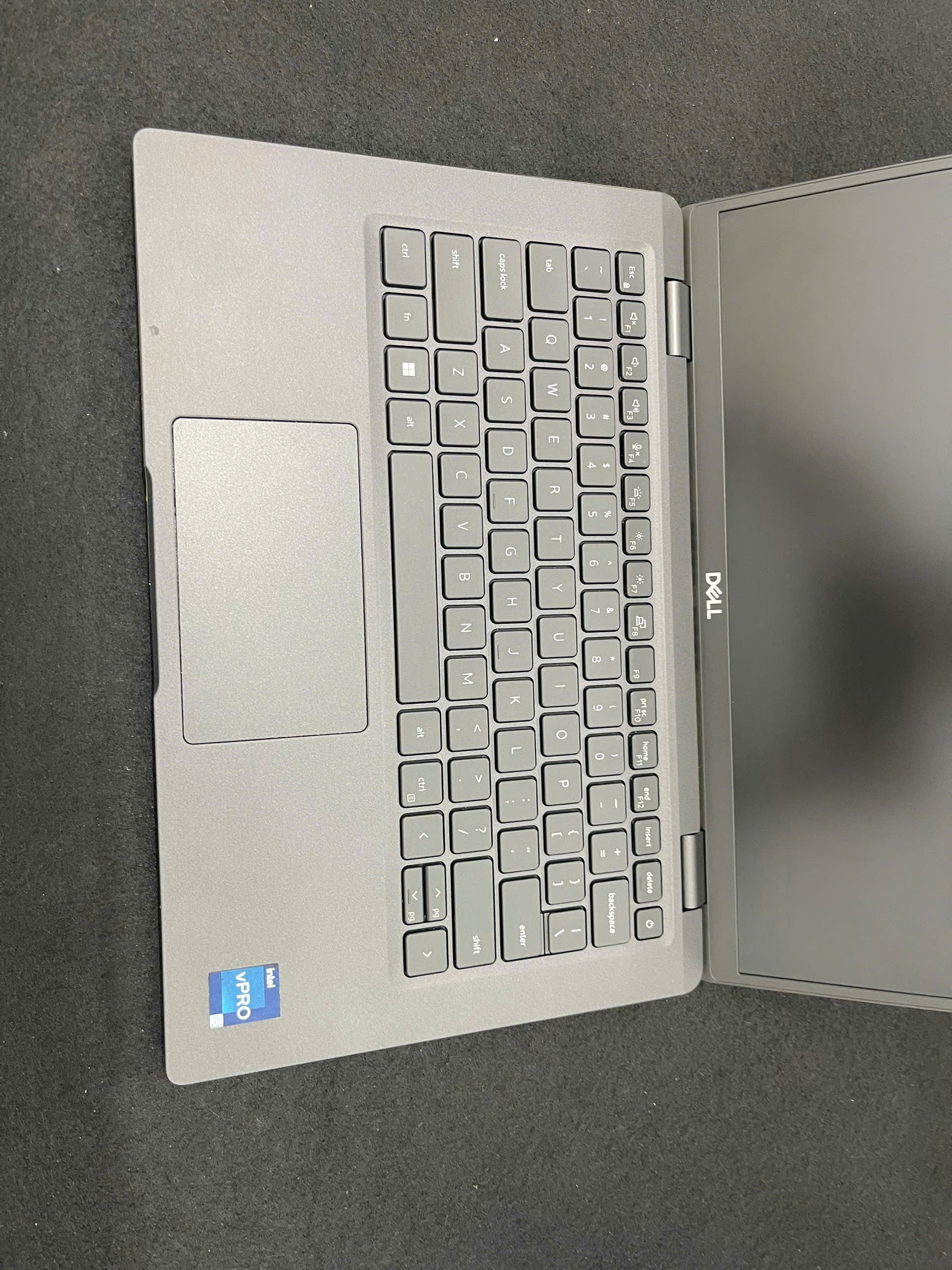 Dell Latitude 7330