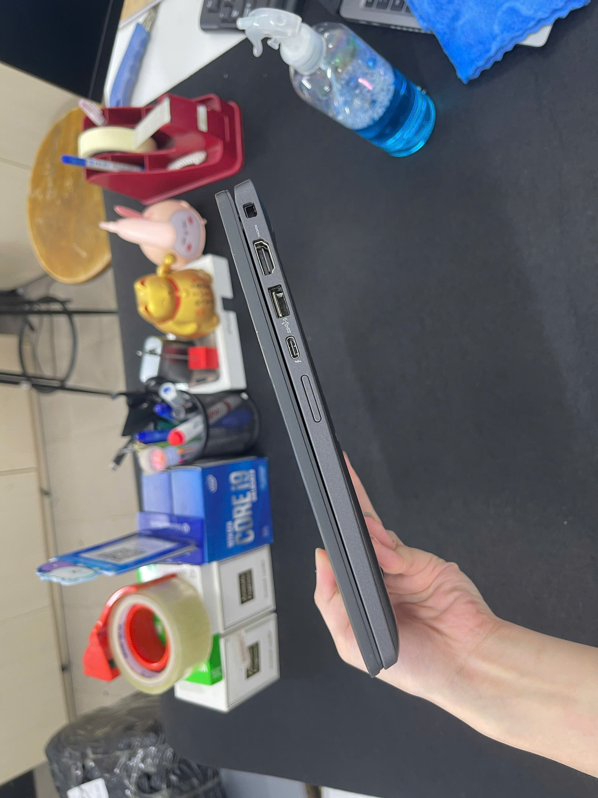 Dell Latitude 7330
