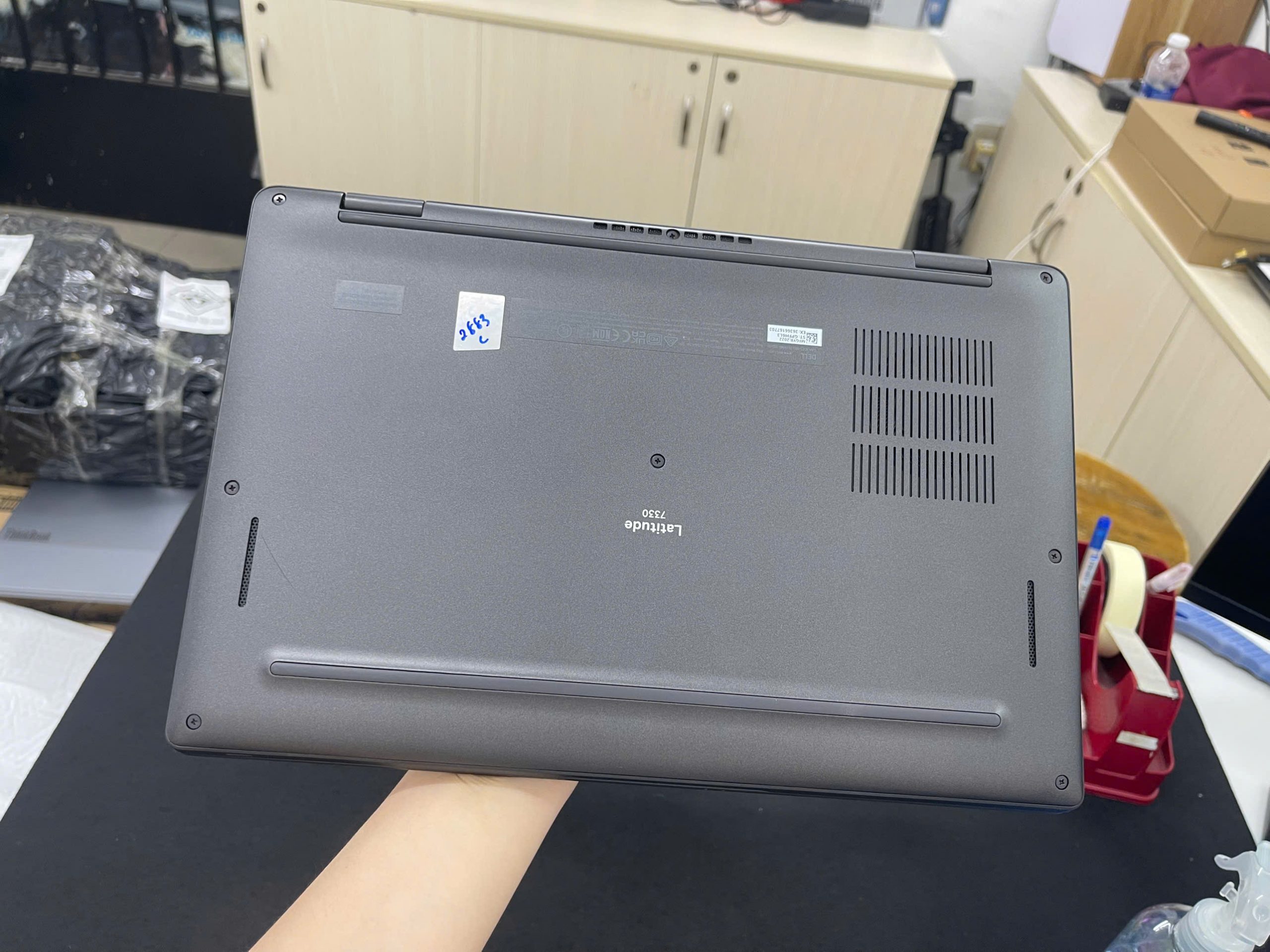 Dell Latitude 7330