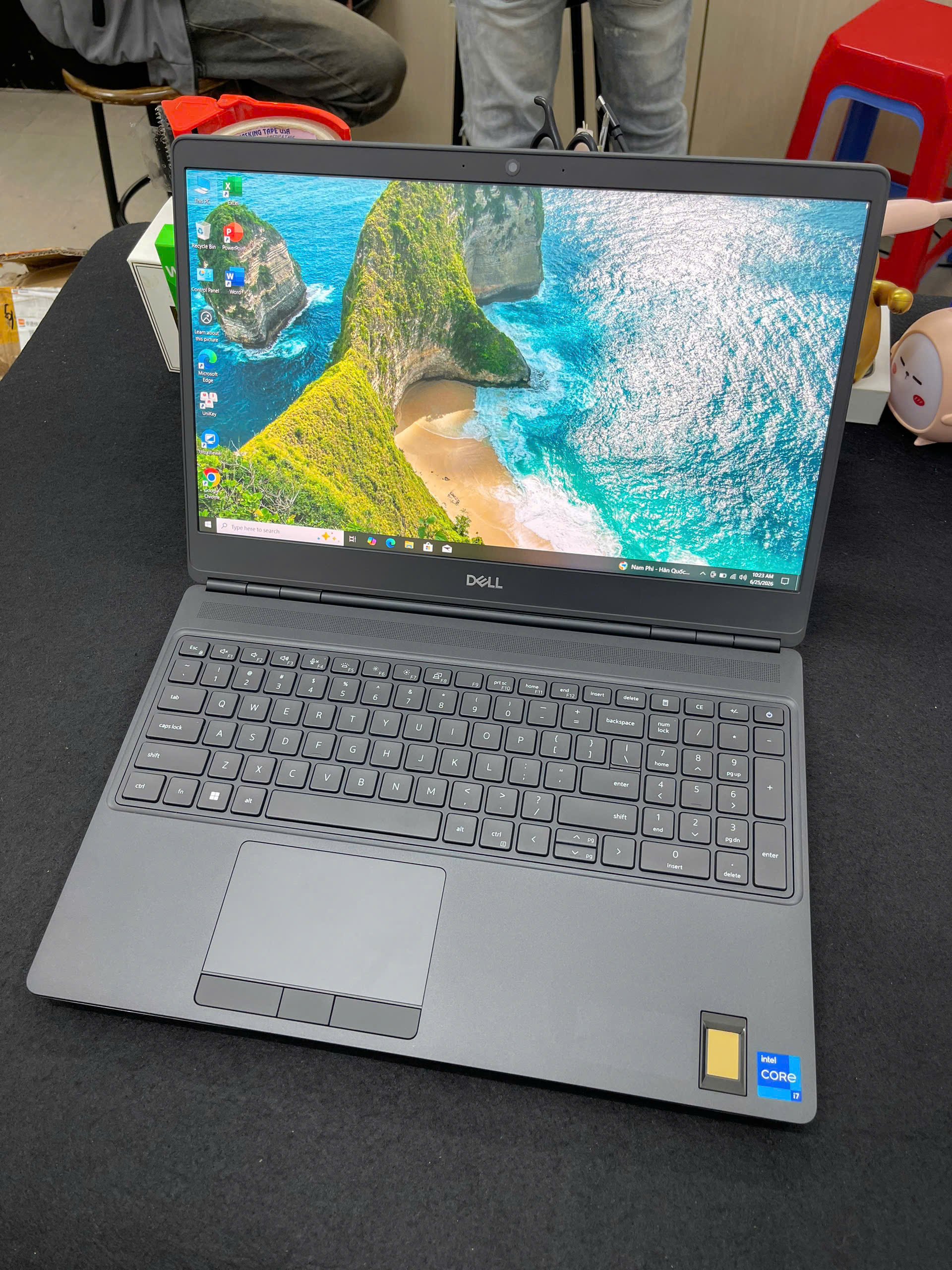 Dell Precision 7560
