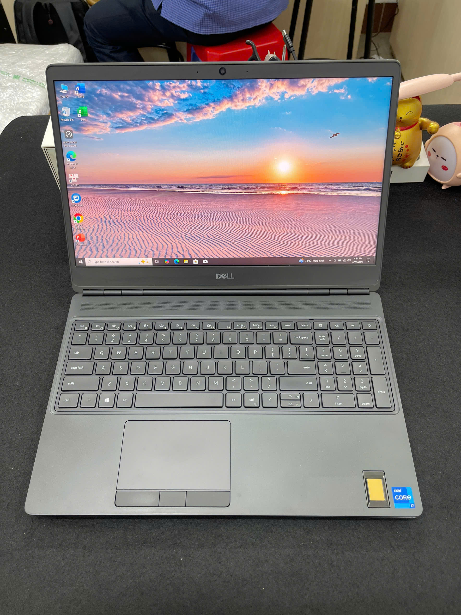 Dell Precision 7560