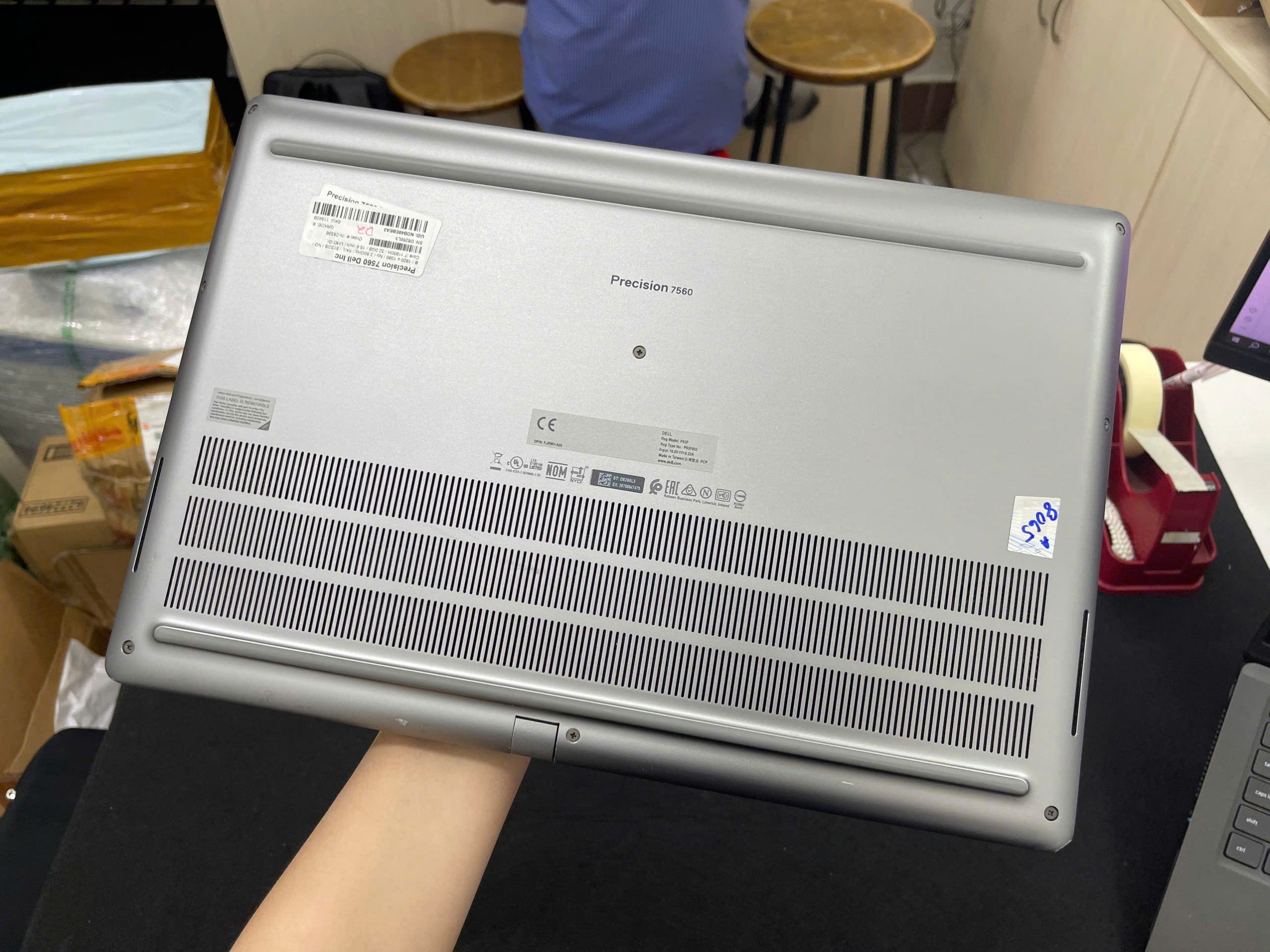 Dell Precision 7560
