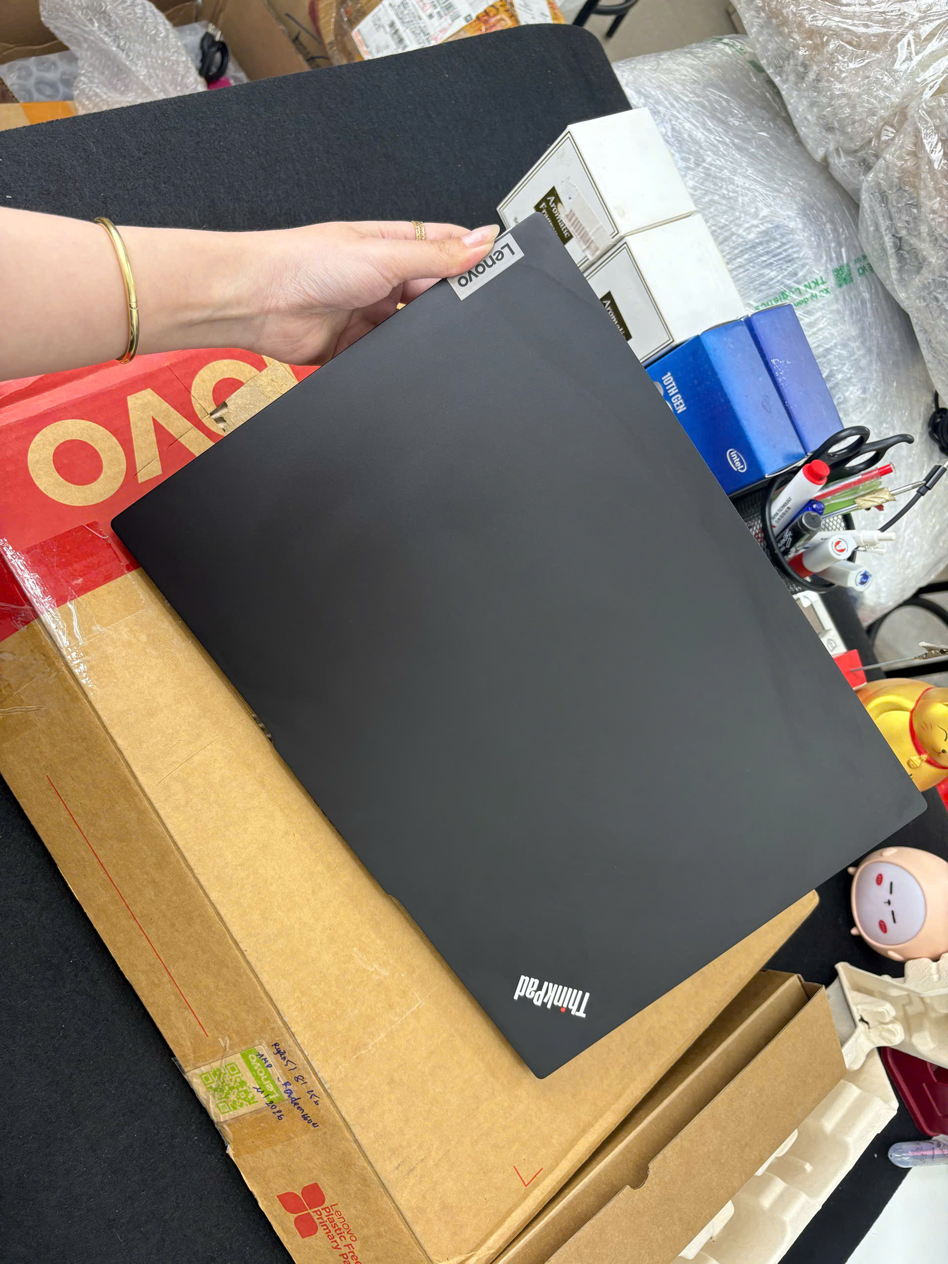 Thinkpad E16 G2