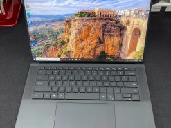 Dell Precision 5560