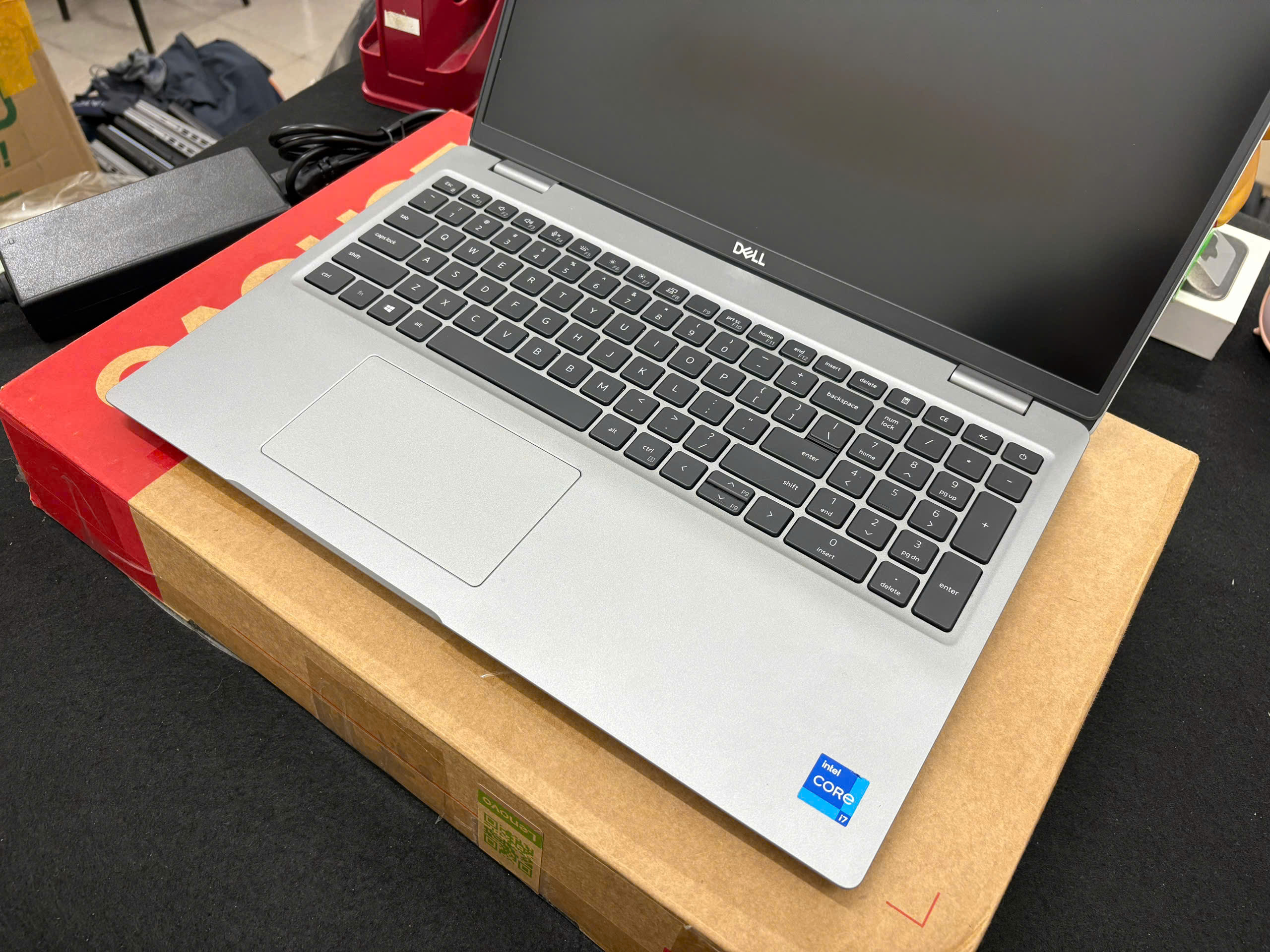 Dell Precision 3560